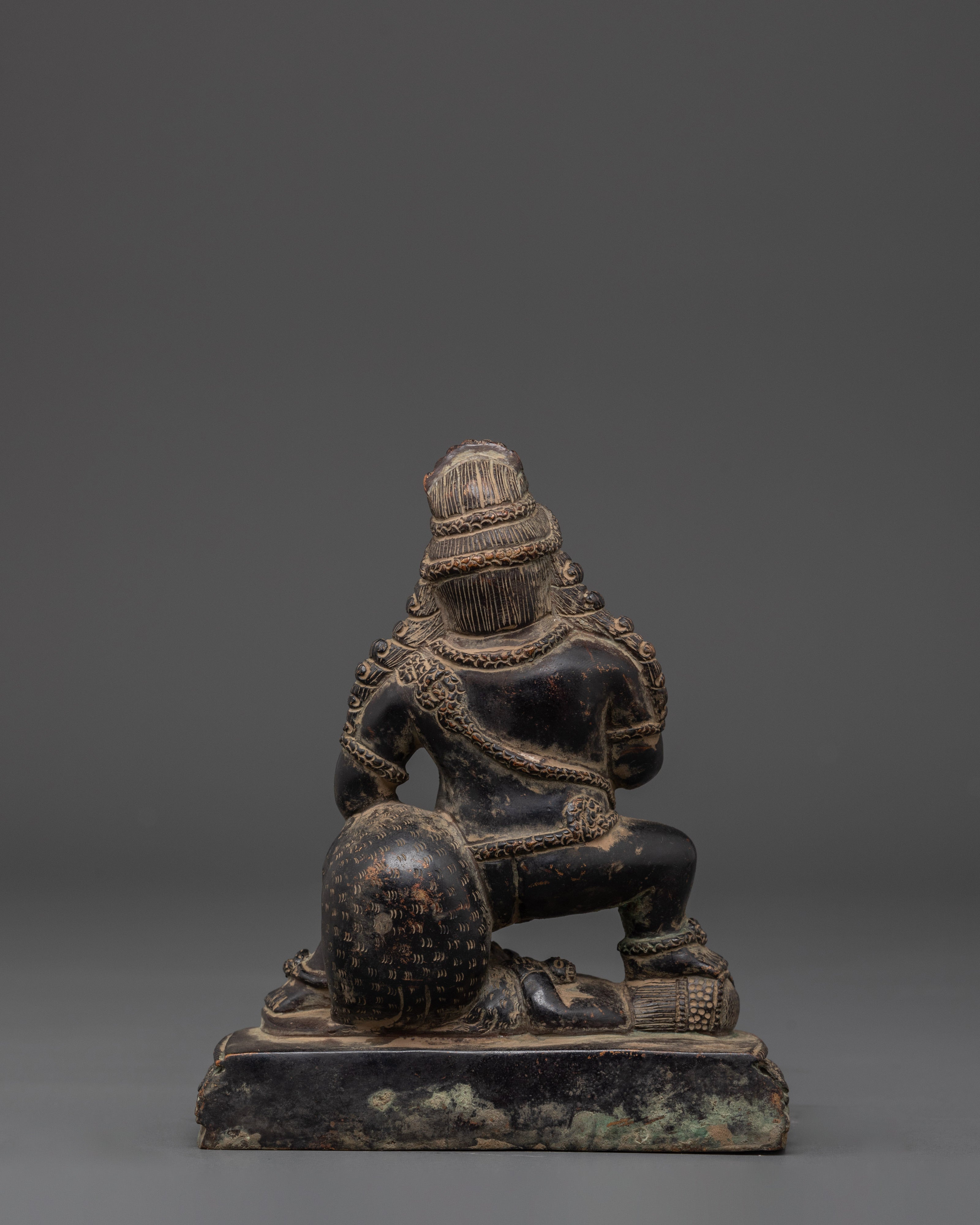 Sacred Black Dzambhala Statue | Tibetan Wealth Deity