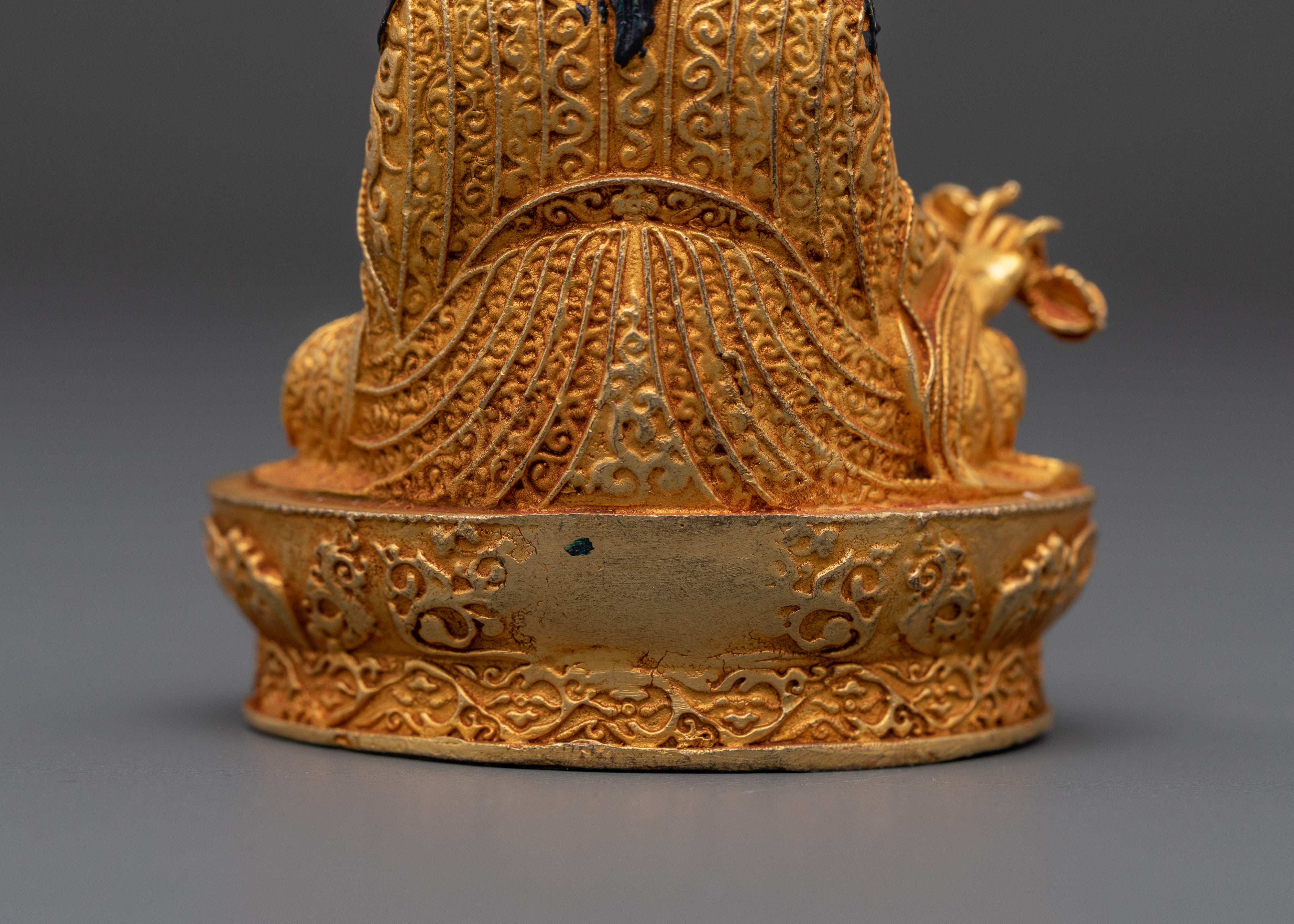 Spiritual Protection Deity Guru Rinpoche Statue | Divine Protection