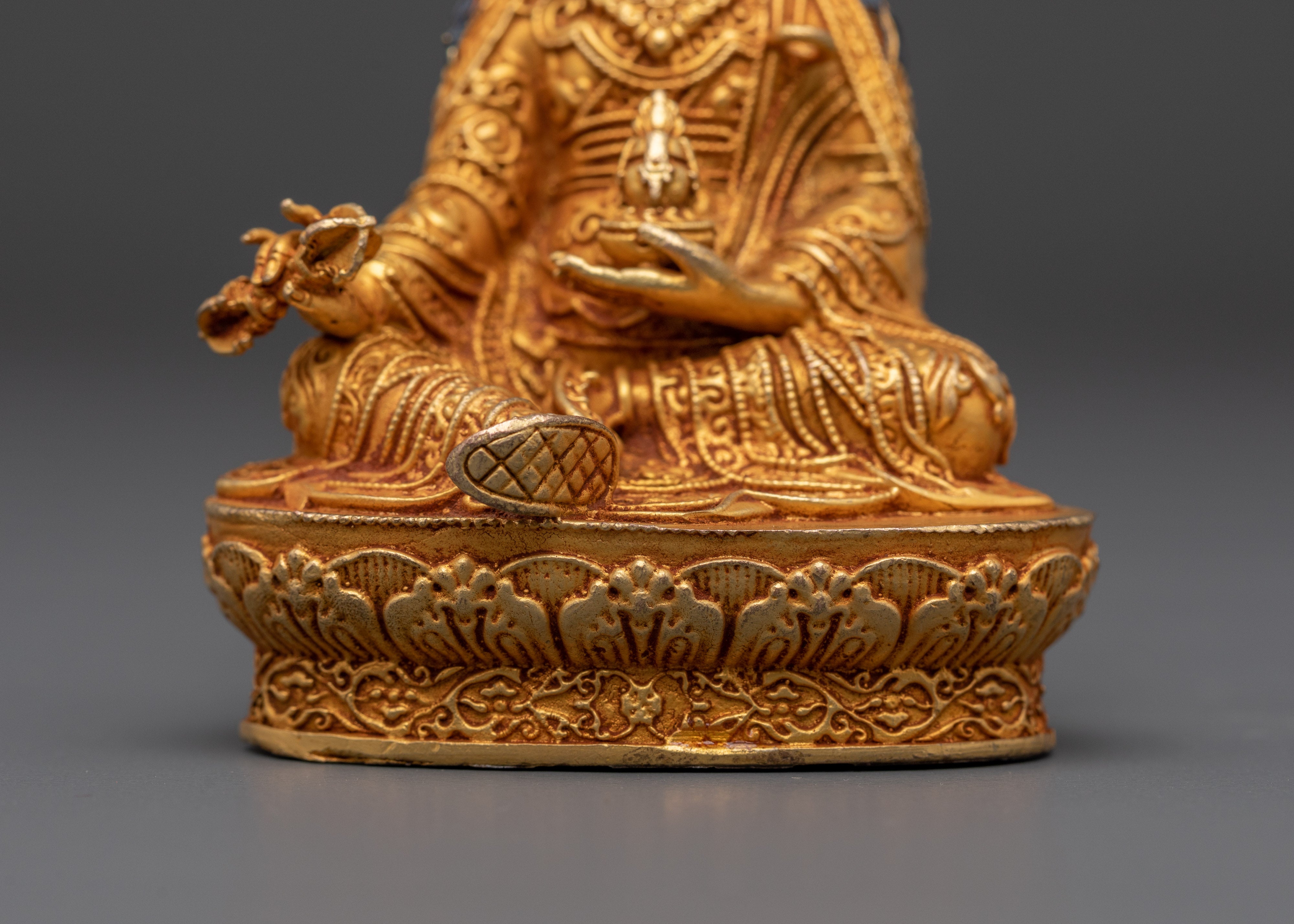 Spiritual Protection Deity Guru Rinpoche Statue | Divine Protection