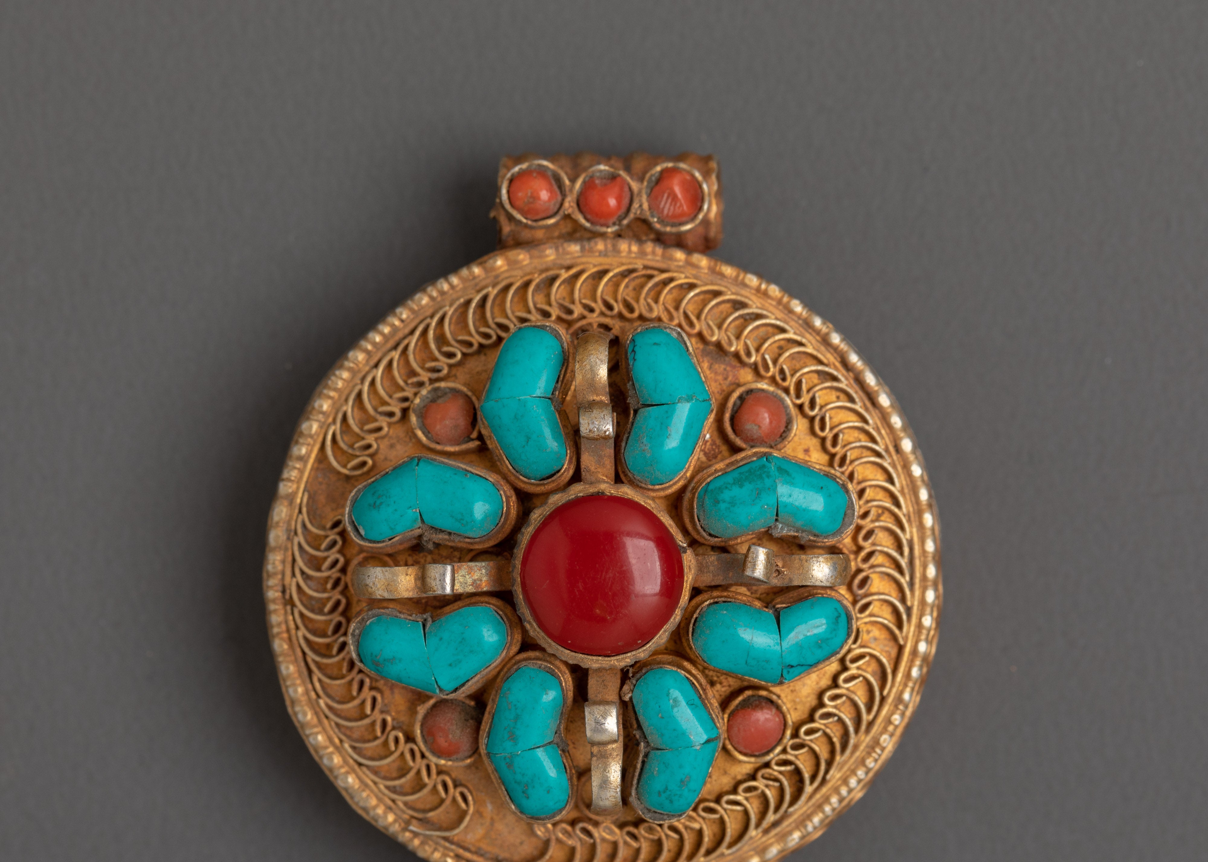 Tibetan Spiritual Ghau Box Locket | Sacred Pendant for Meditation and Protection