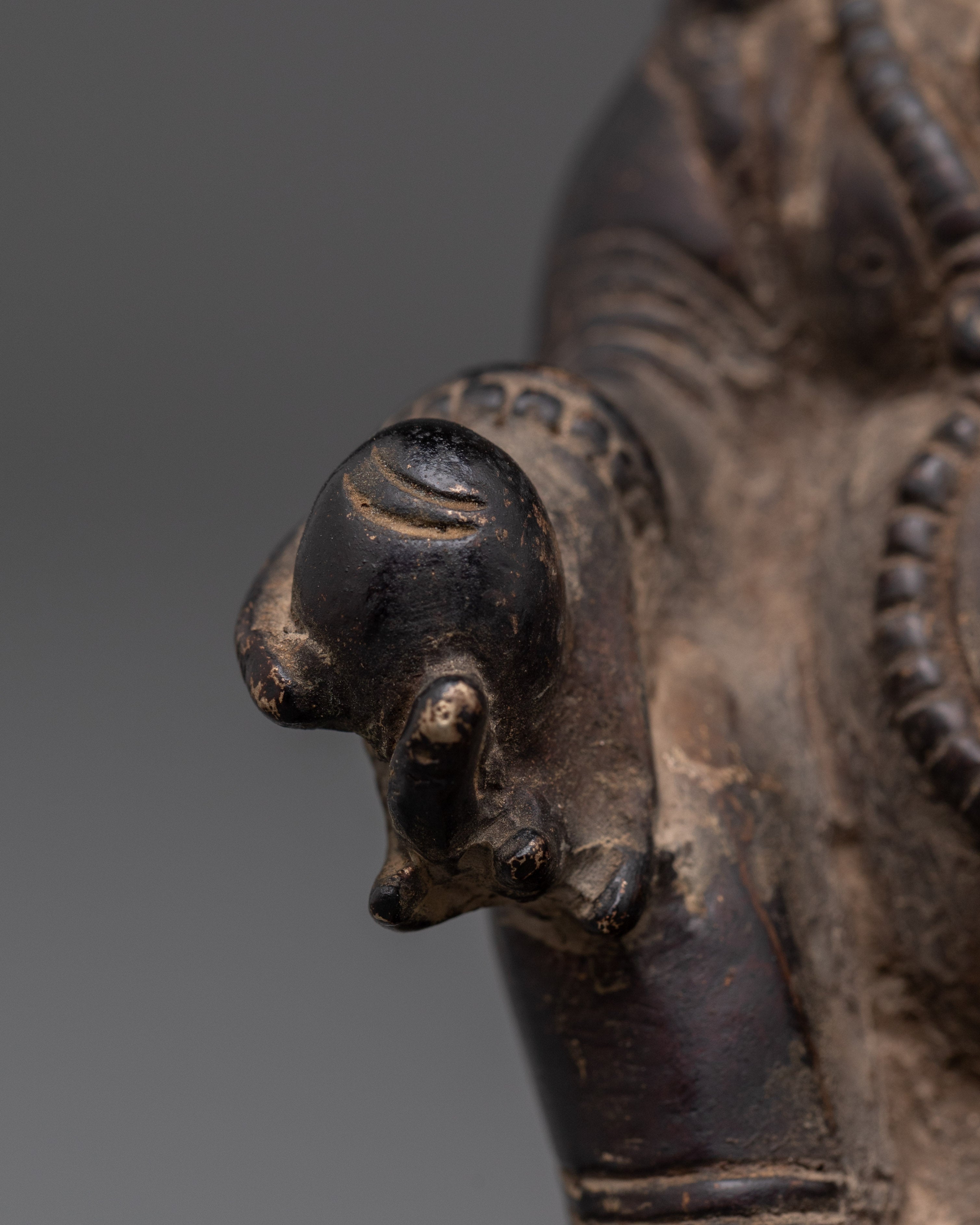 Buddhist Wealth Deity Dzambhala | Spiritual Abundance