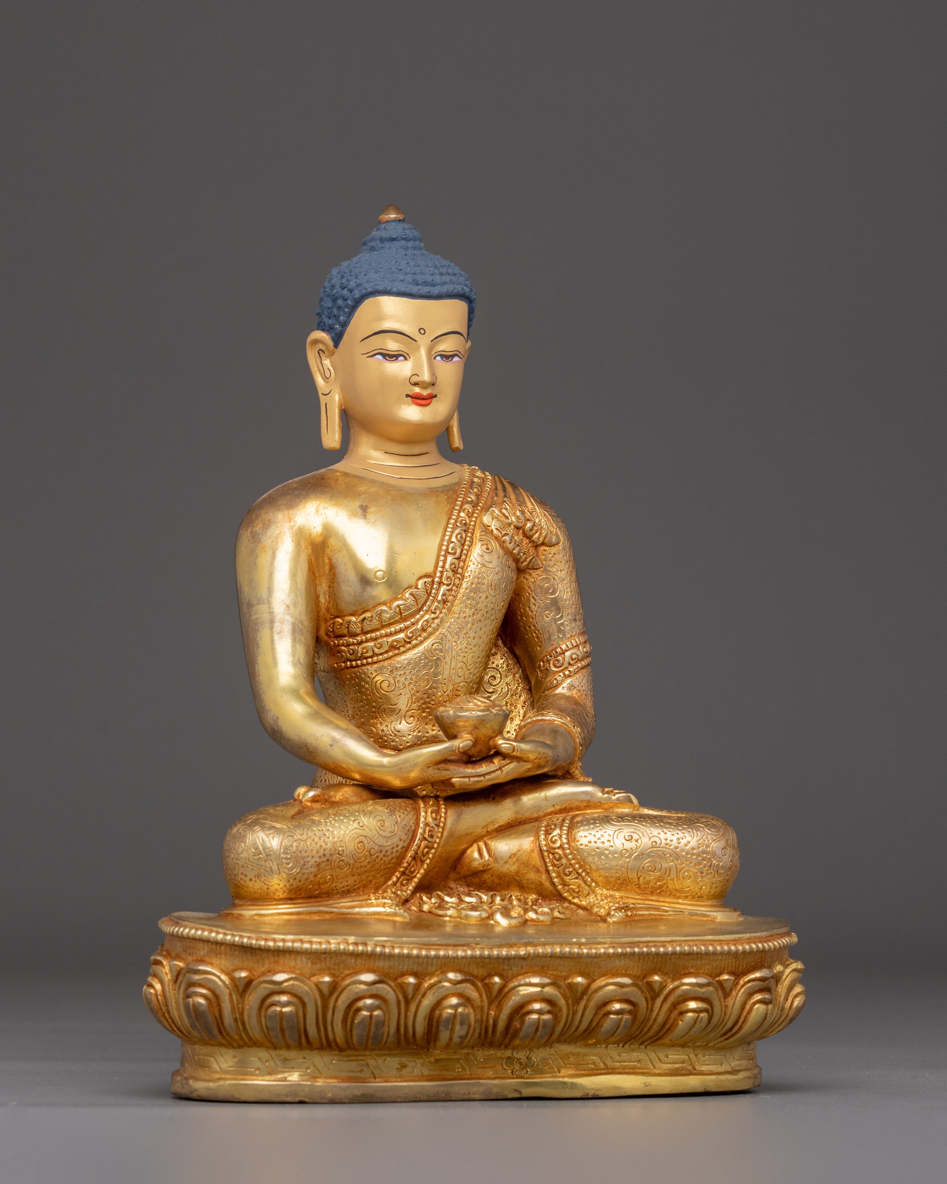 Serene Amitabha Buddha Sculpture | Emblem of Infinite Light