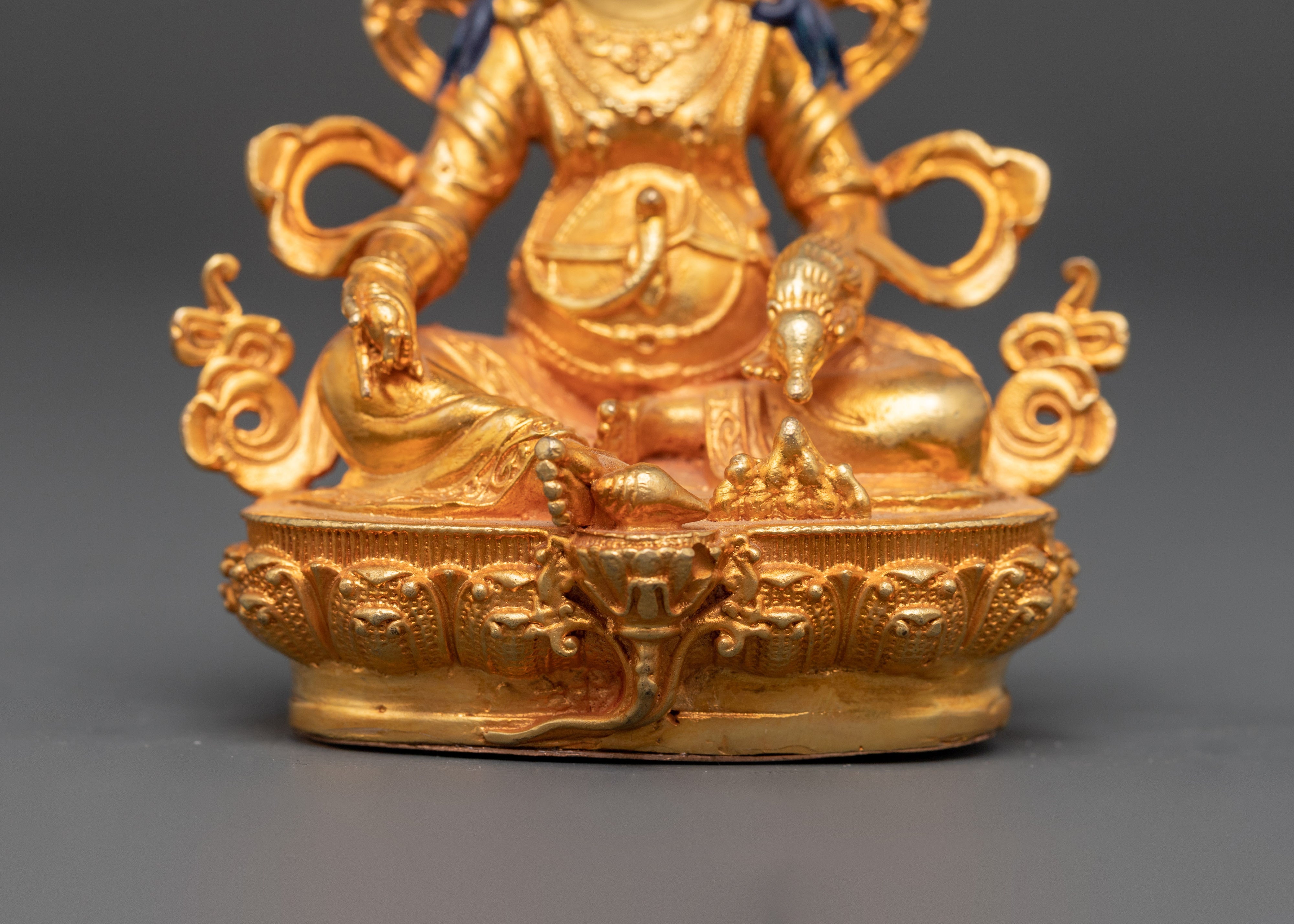 Spiritual Deity Dzambhala Sculpture | Wealth and Prosperity
