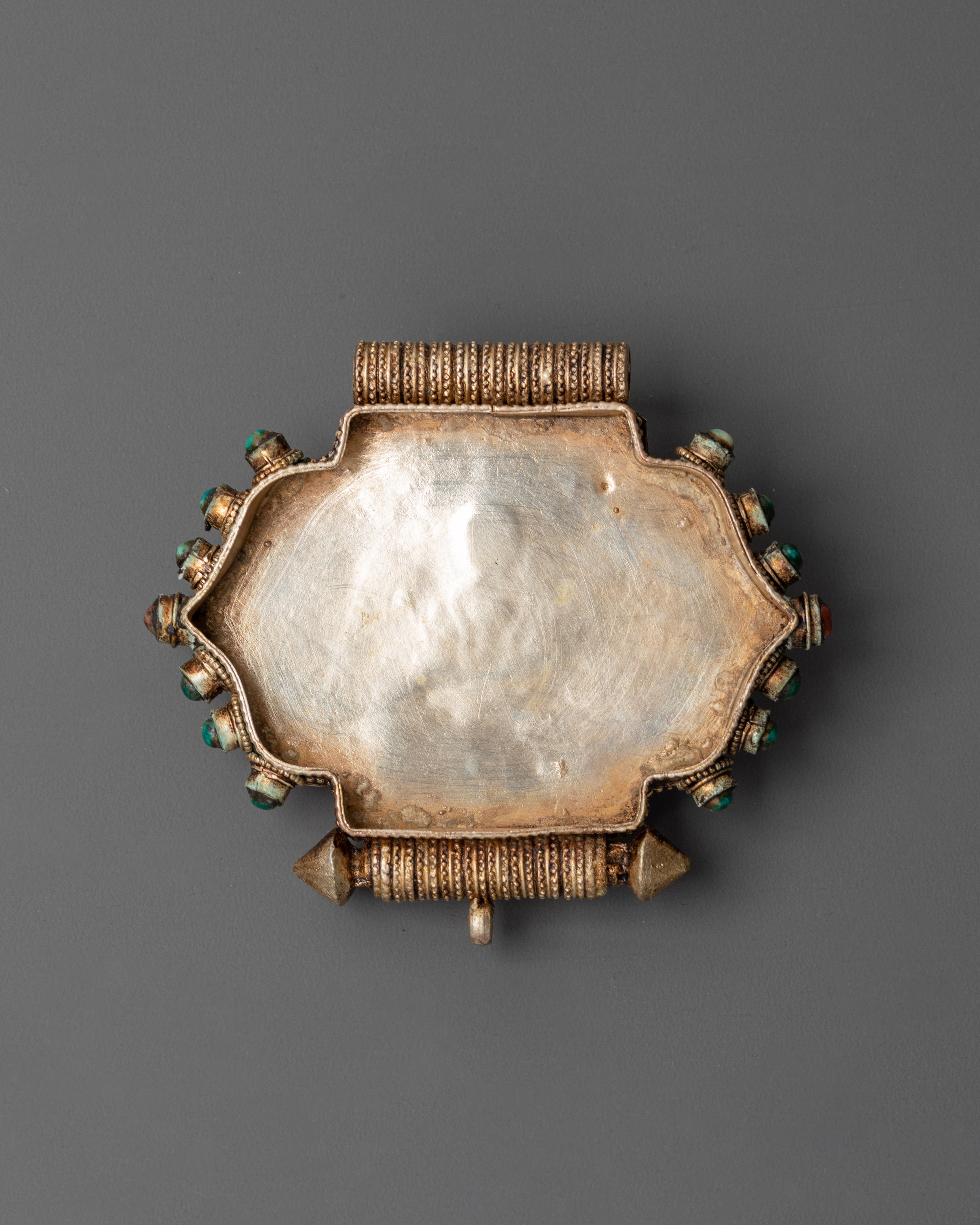 Himalayan Buddhist Prayer Locket | Tibetan Ghau Box Amulet