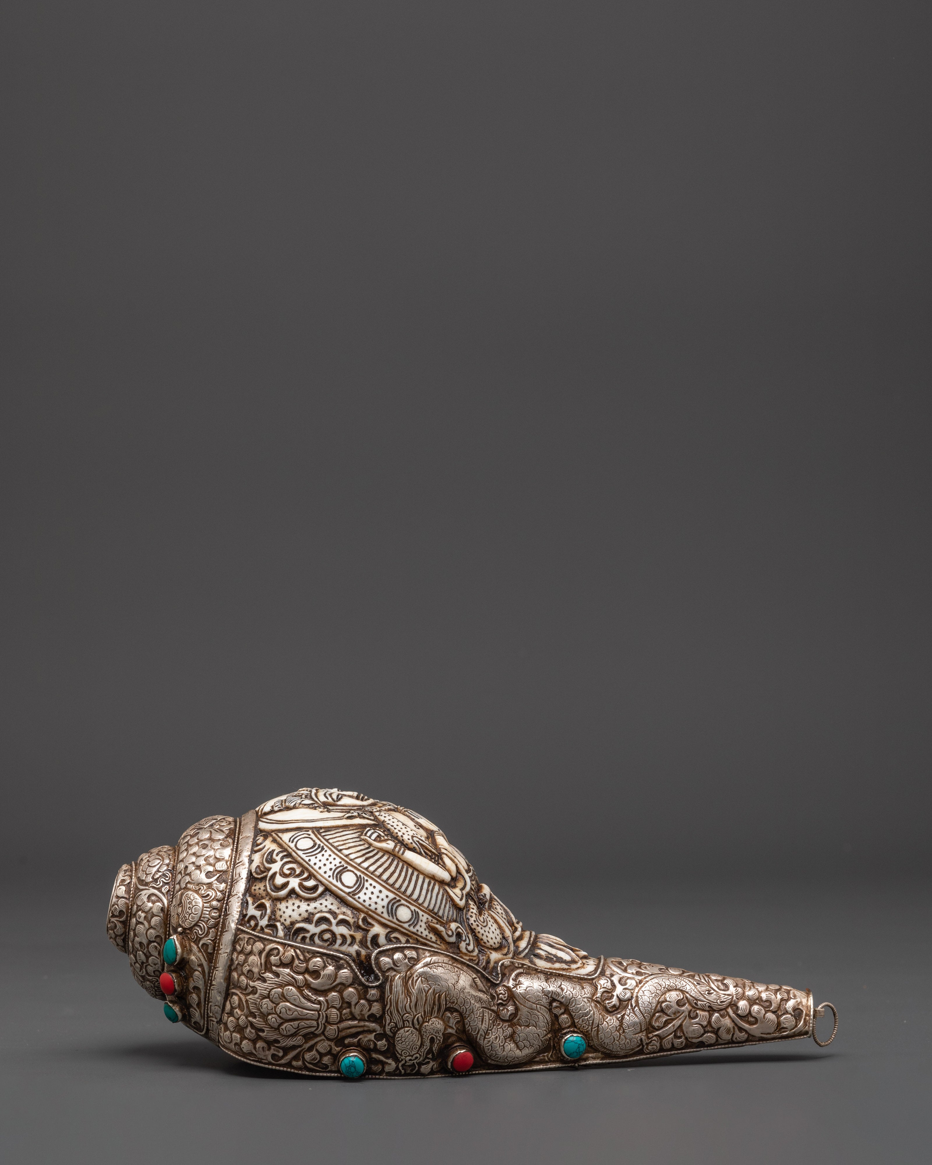 Tibetan Ritual Conch for Buddhist Altar | Chenrezig Carved Conch