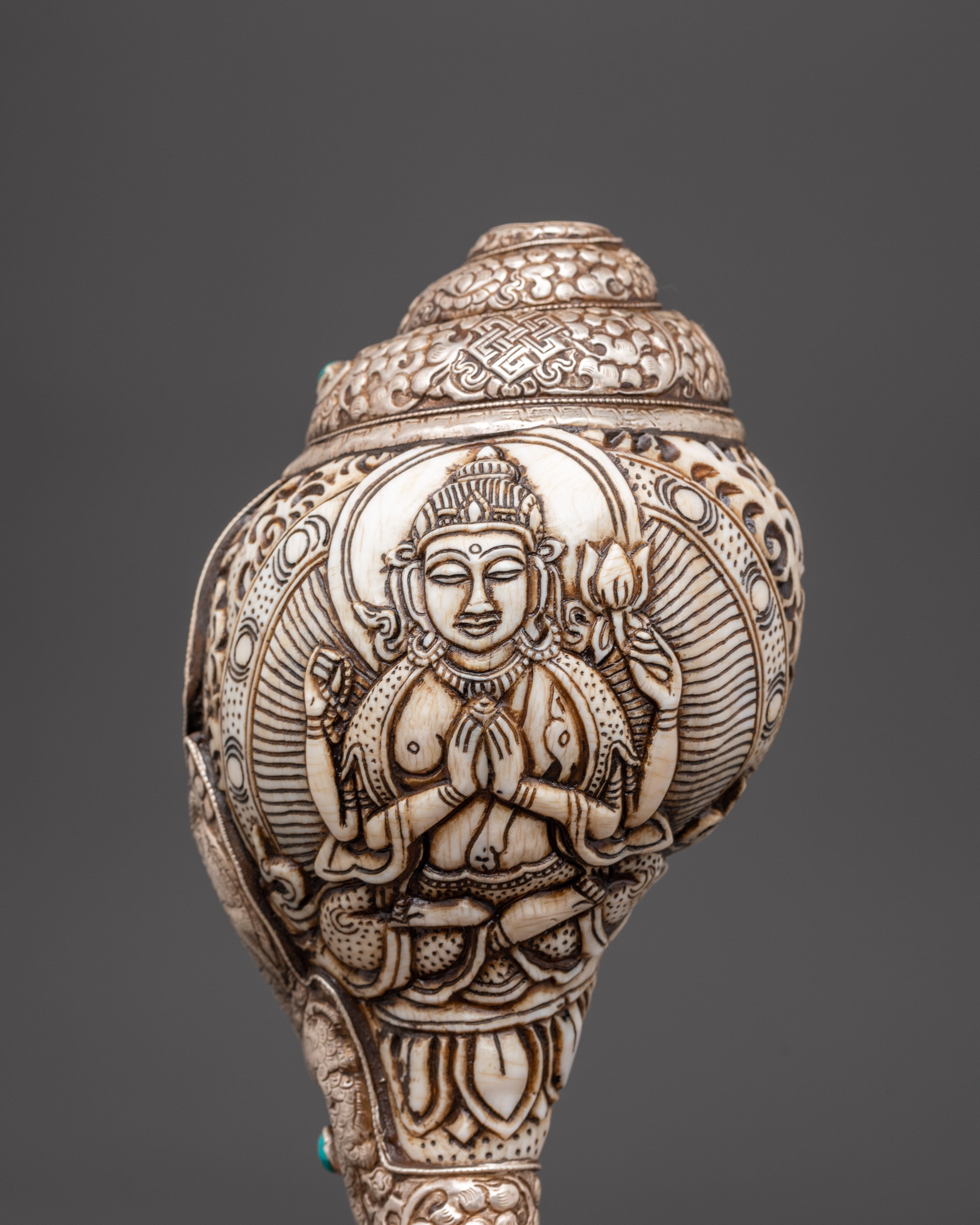 Tibetan Ritual Conch for Buddhist Altar | Chenrezig Carved Conch