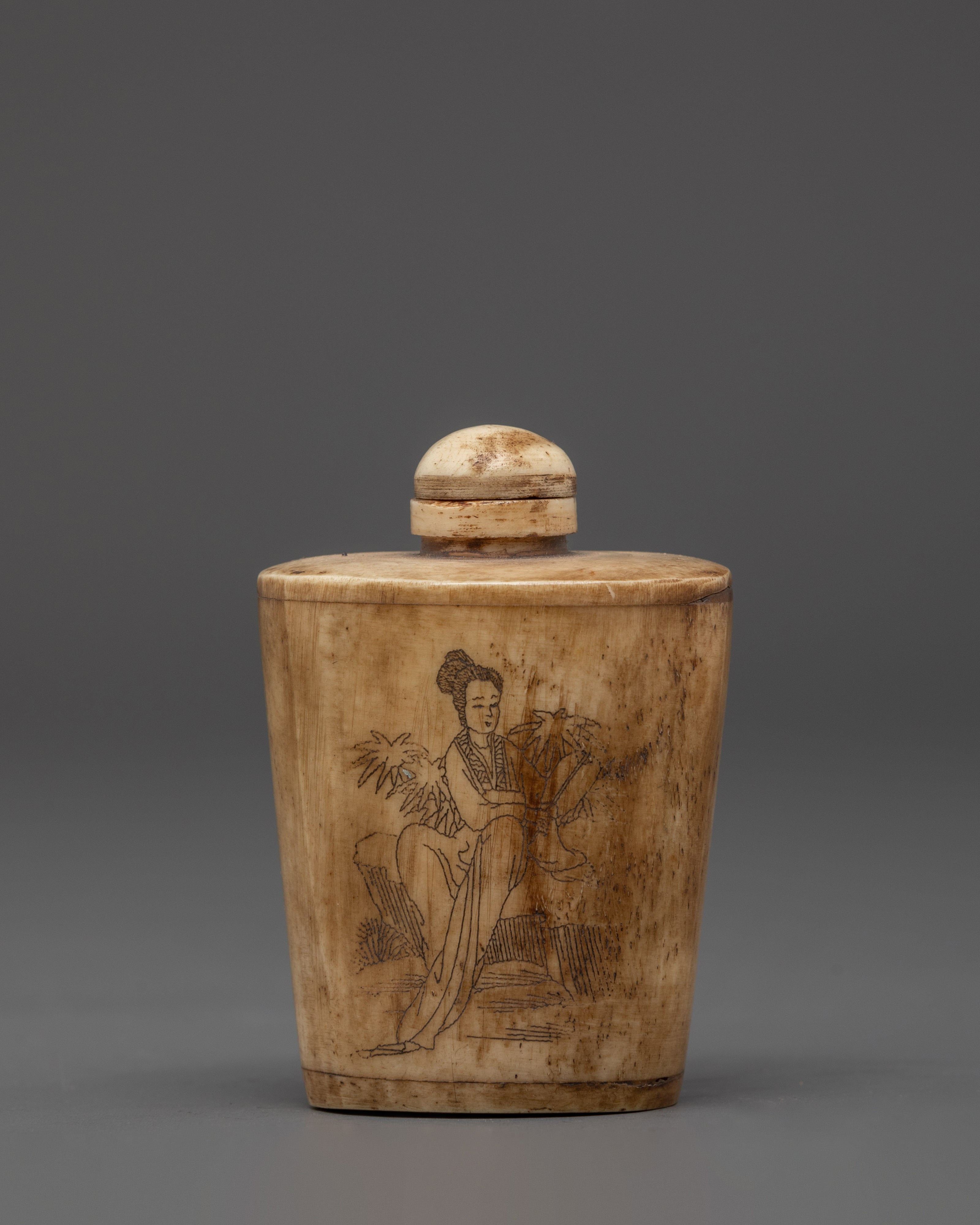 Ethically Sourced Buffalo Bone Snuff Bottle | Sacred Himalayan Altar