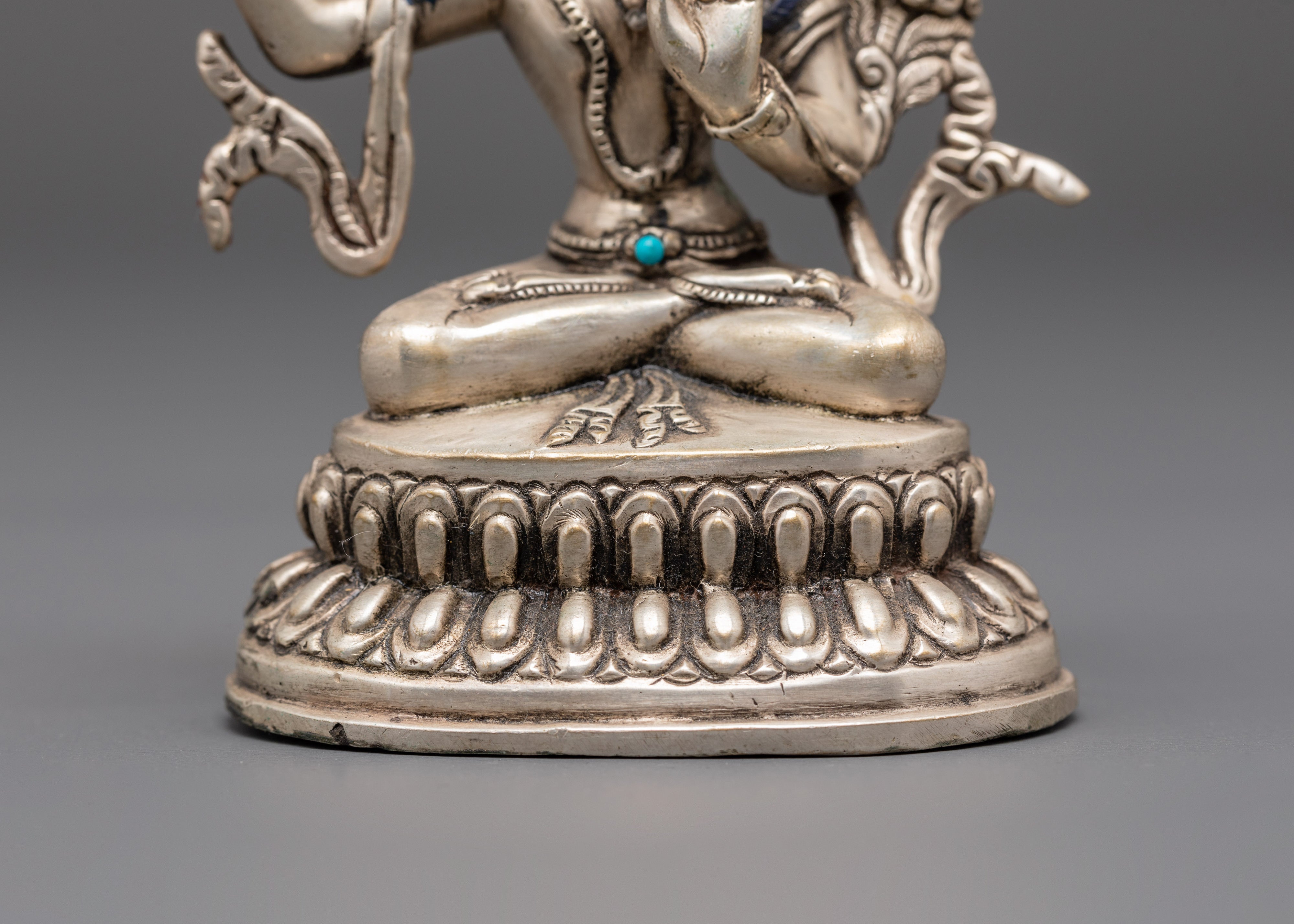 Buddhist Manjushri Boddhisattva Sculpture | Symbol Wisdom and Enlightenment