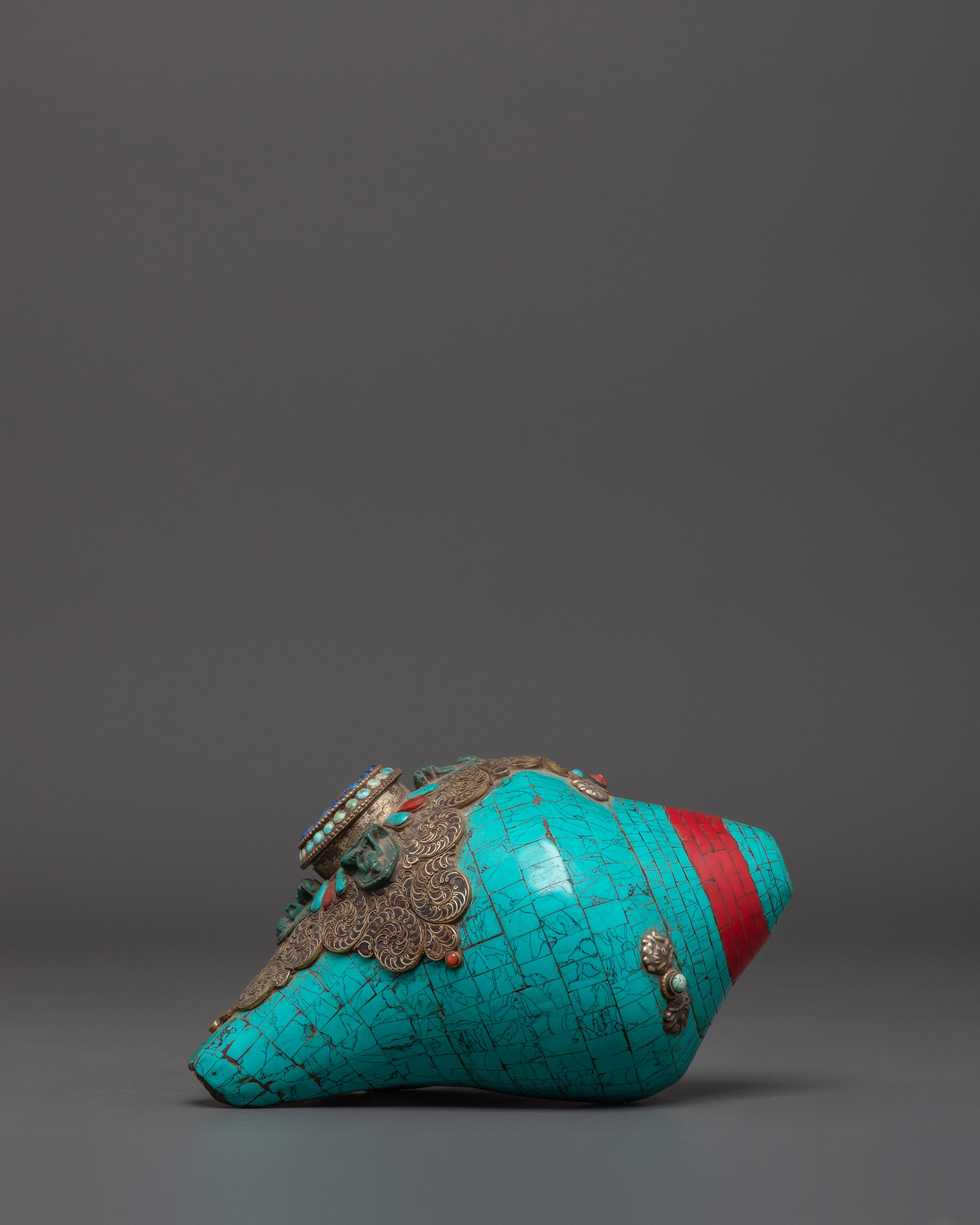Buddhist Handmade Turquoise Conch | Spiritual Tool for Meditation & Rituals