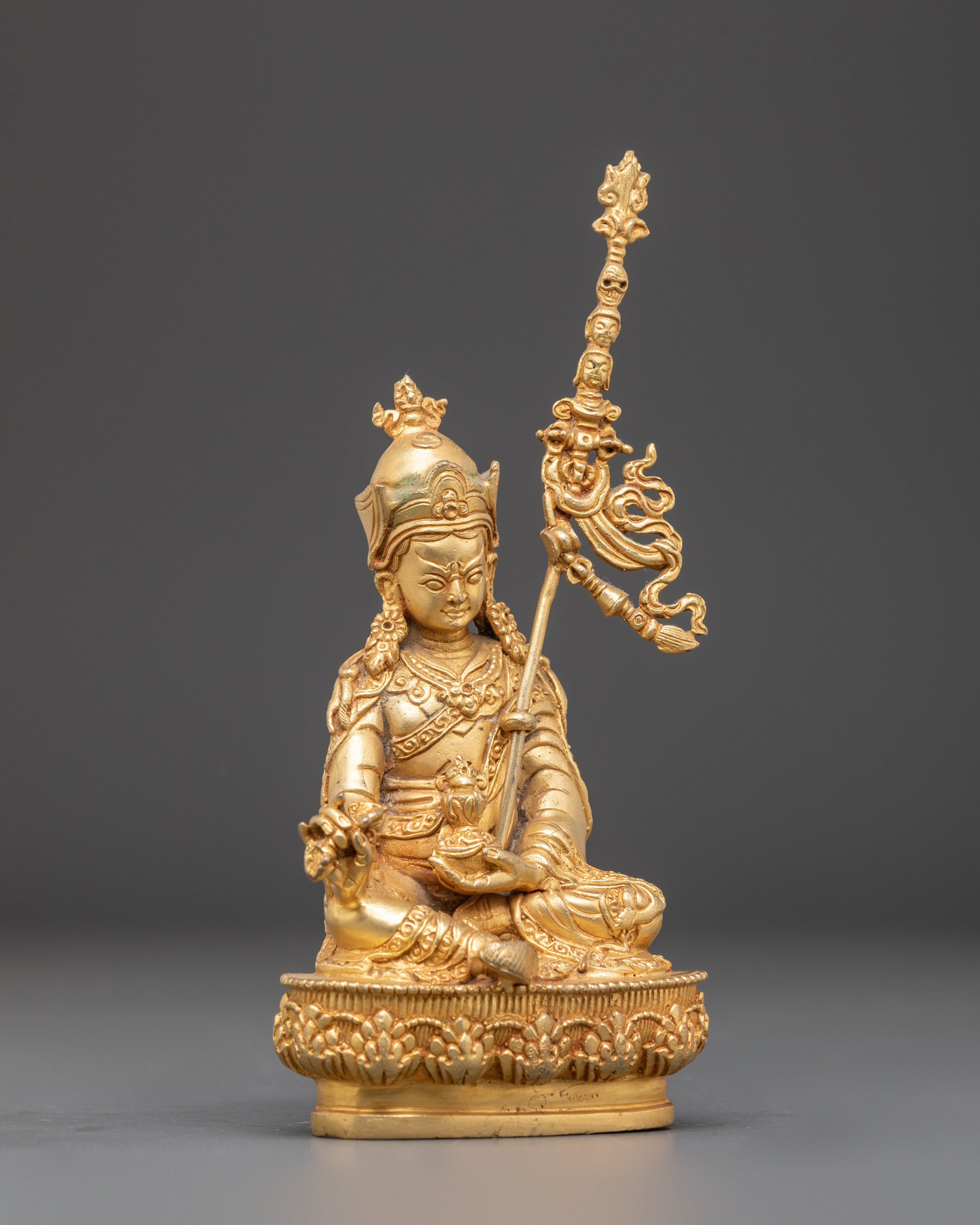 Tibetan Guru Rinpoche Figurine | Symbol of Enlightened Wisdom