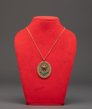 Sacred Tibetan Locket Pendant | Buddhist Jewelry for Spiritual Clarity