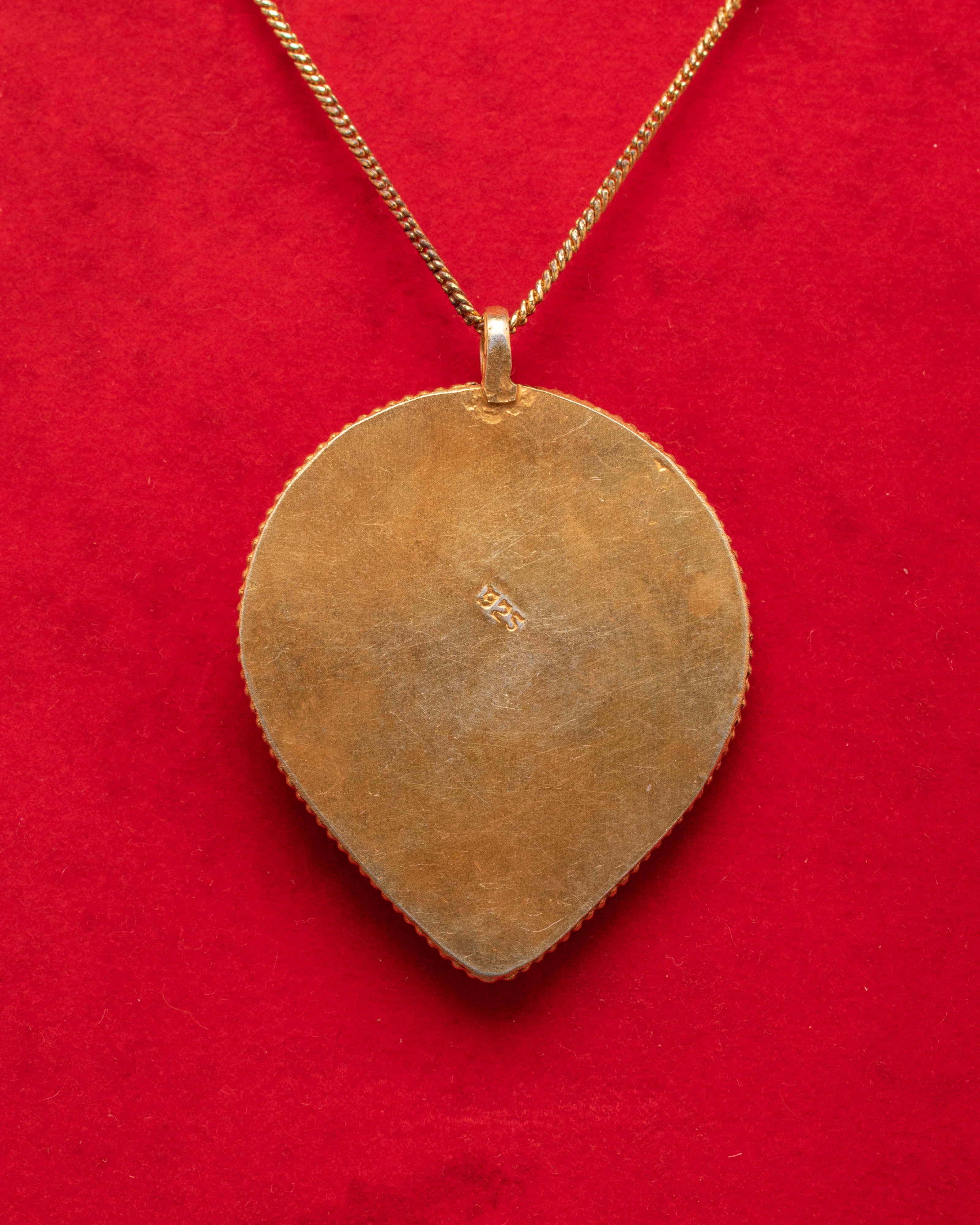 Panna Stone Locket with Ruby Accents | Semi-Precious Jewelry for Accessories