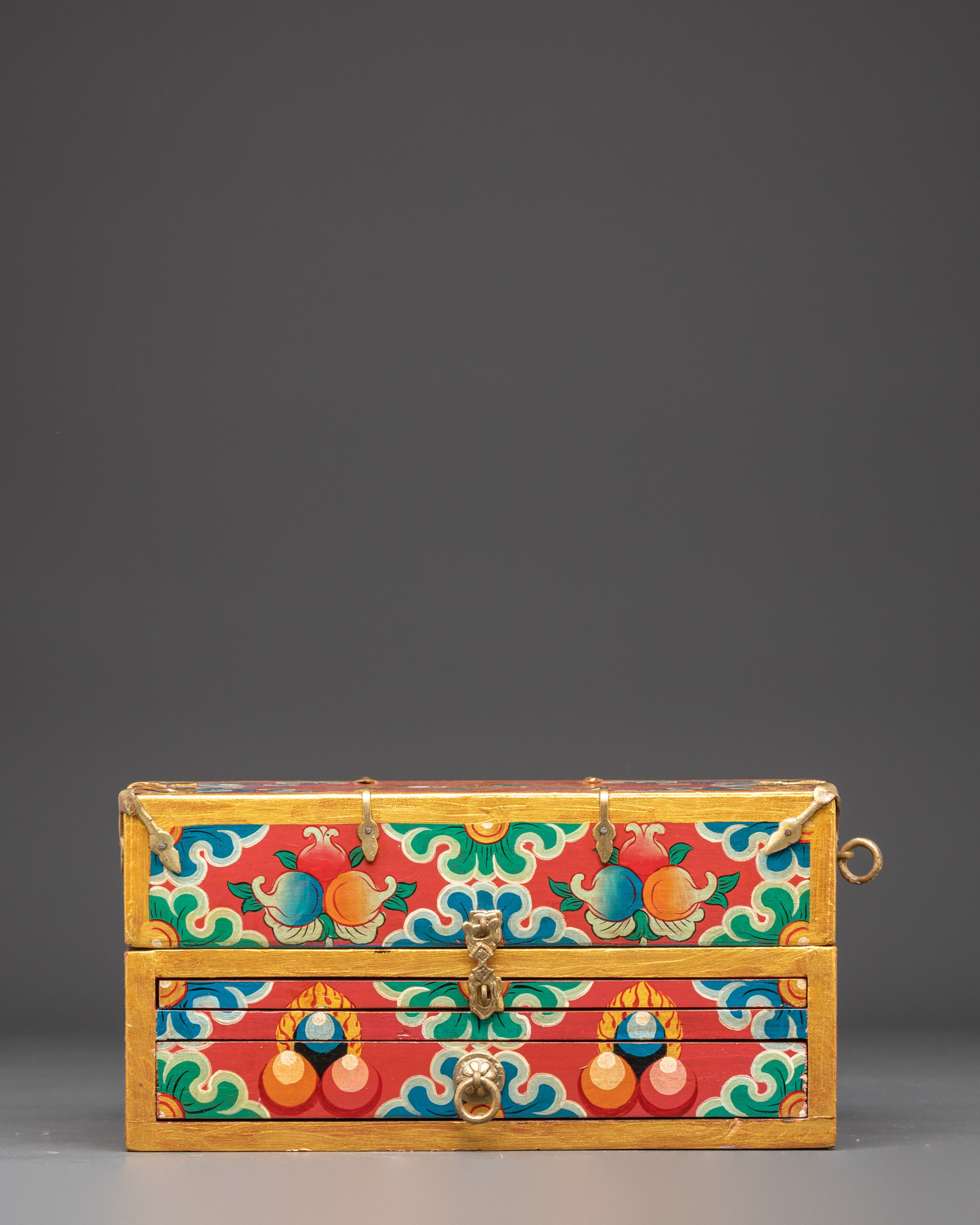 tibetan-traveling-altar-box