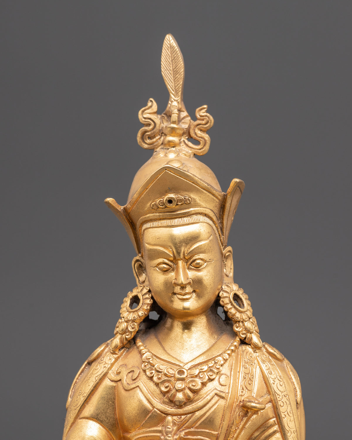 Altar Buddhist Guru Rinpoche Statue | Traditional Himalayan Artwork