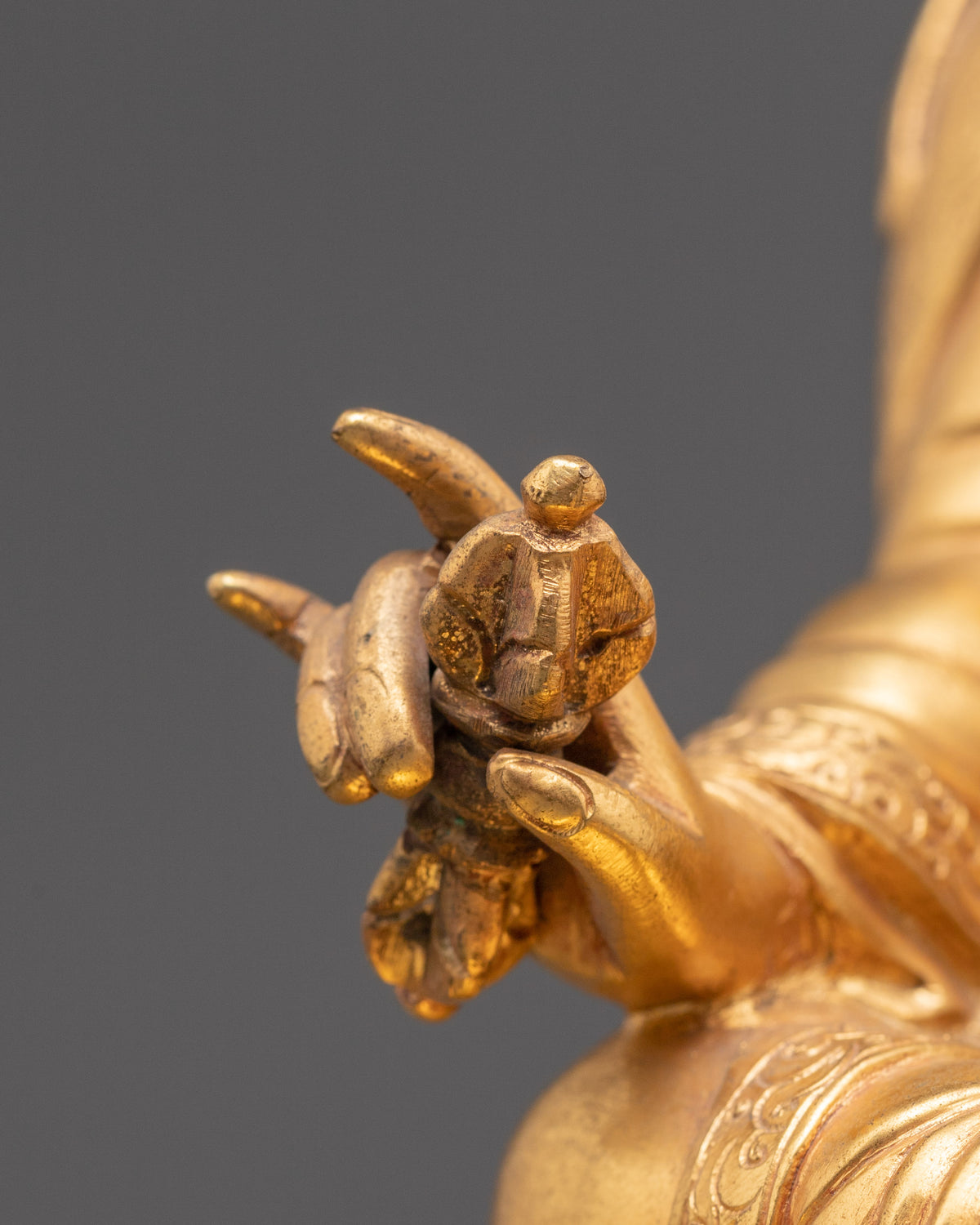 Altar Buddhist Guru Rinpoche Statue | Traditional Himalayan Artwork