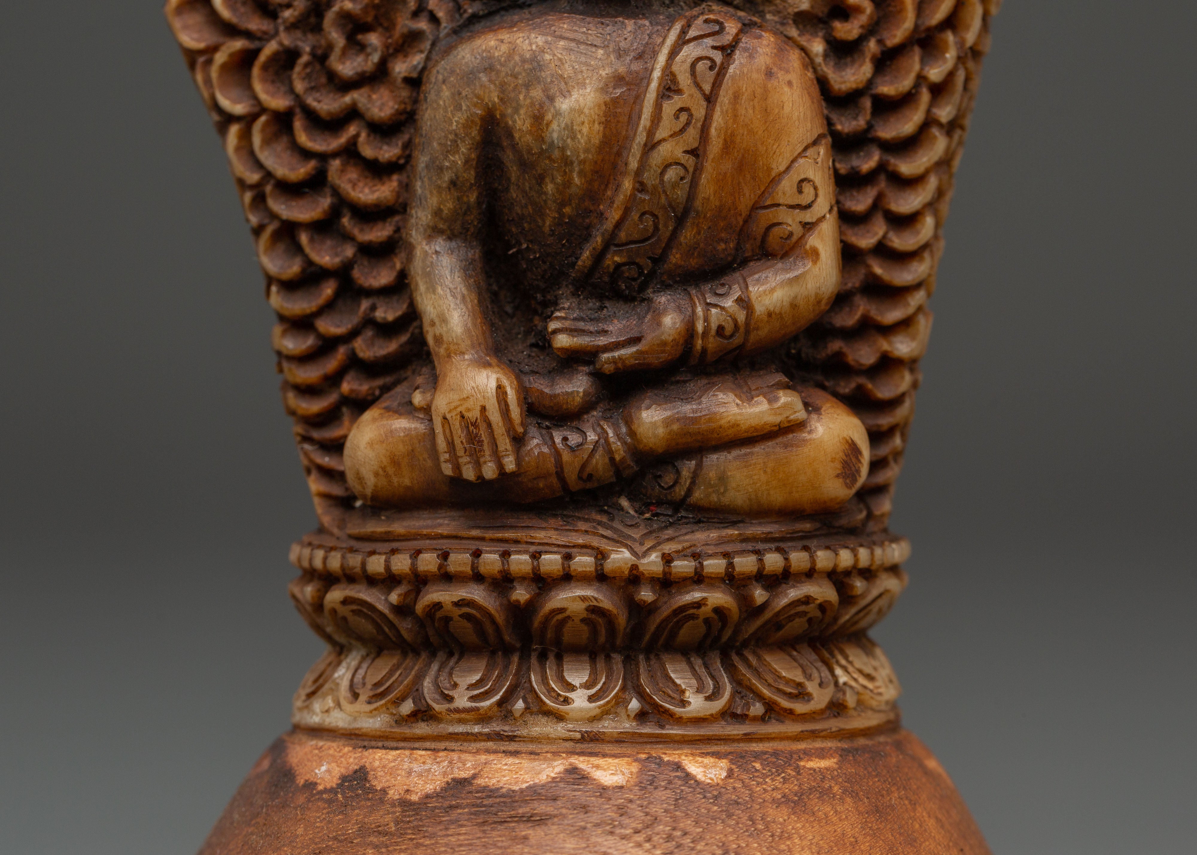 Wooden Shakyamuni Buddha Figurine | Symbol of Peace and Tranquility