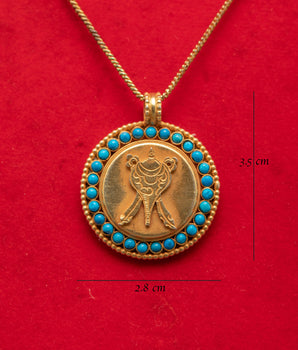 Silver Conch Locket | Buddhist Jewelry Pendant