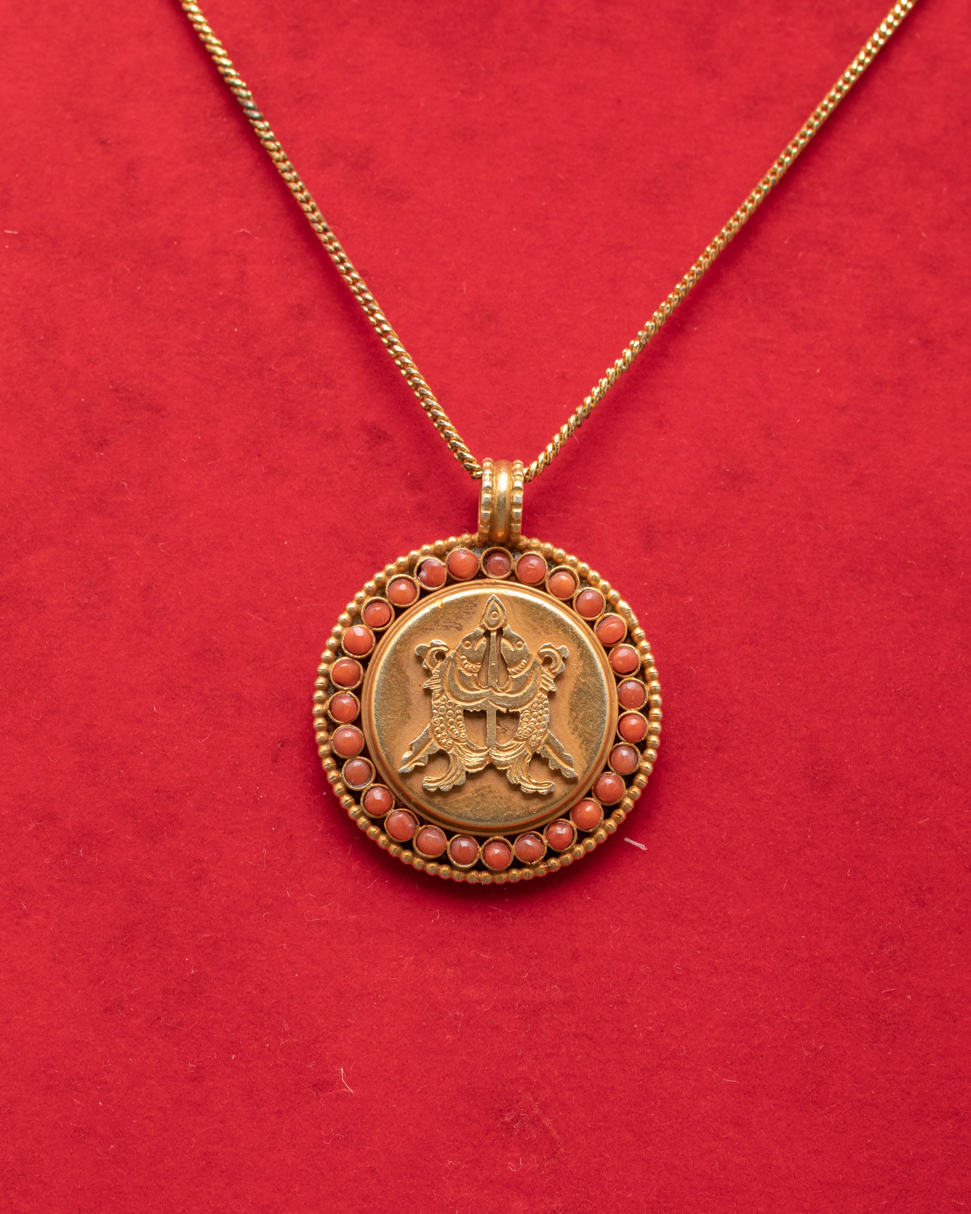 Tibetan Auspicious Symbol Locket | Symbol of Good Fortune & Spiritual Liberation