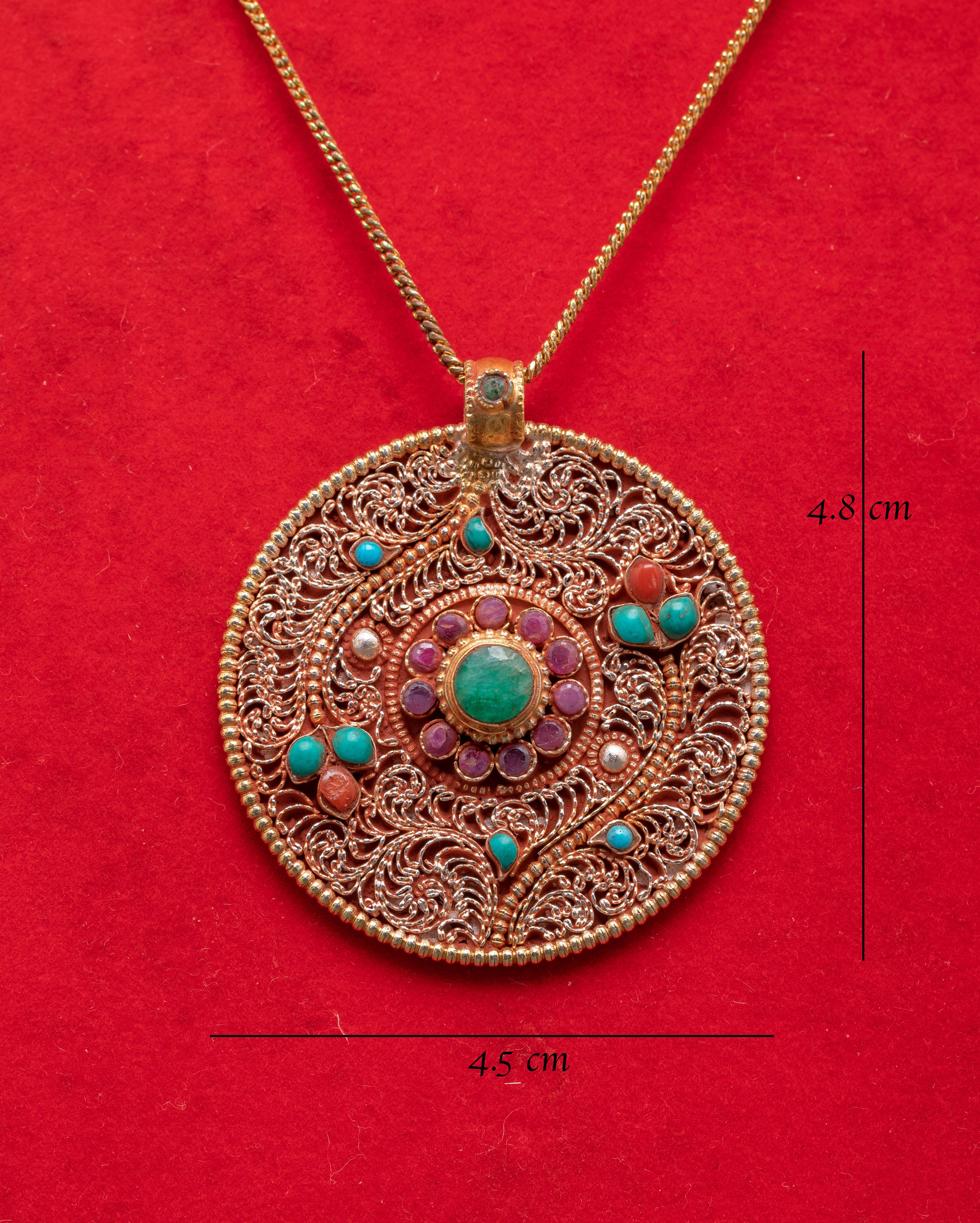 Flower Locket of Panna | Pendant for Spiritual Clarity and Protection
