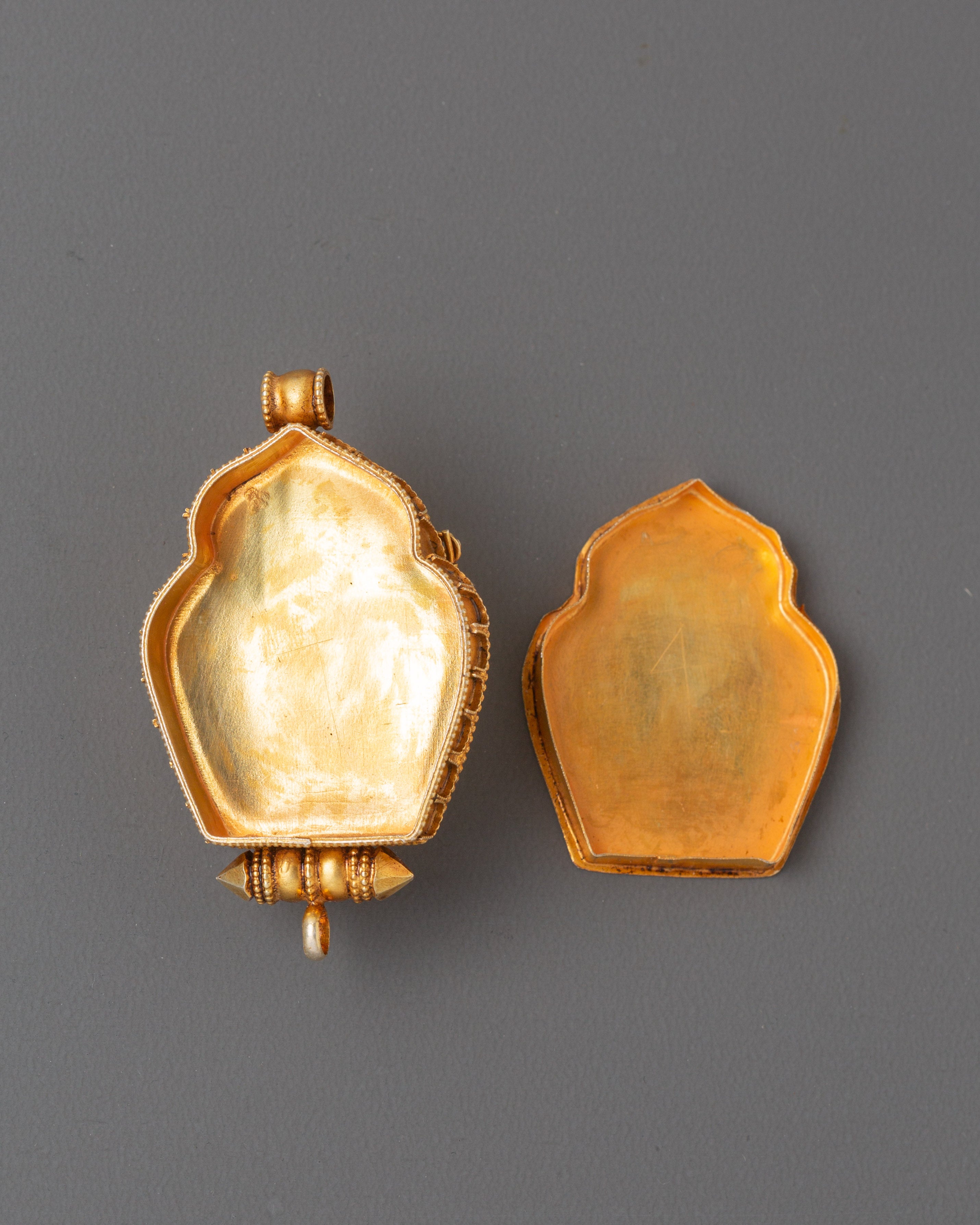 Sacred Gold Plated Chenrezig Ghau Box Locket | Buddhist Amulet