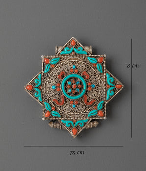 Sacred Tibetan Buddhist Ghau Box Locket | Star Shaped Prayer Amulet Pendant