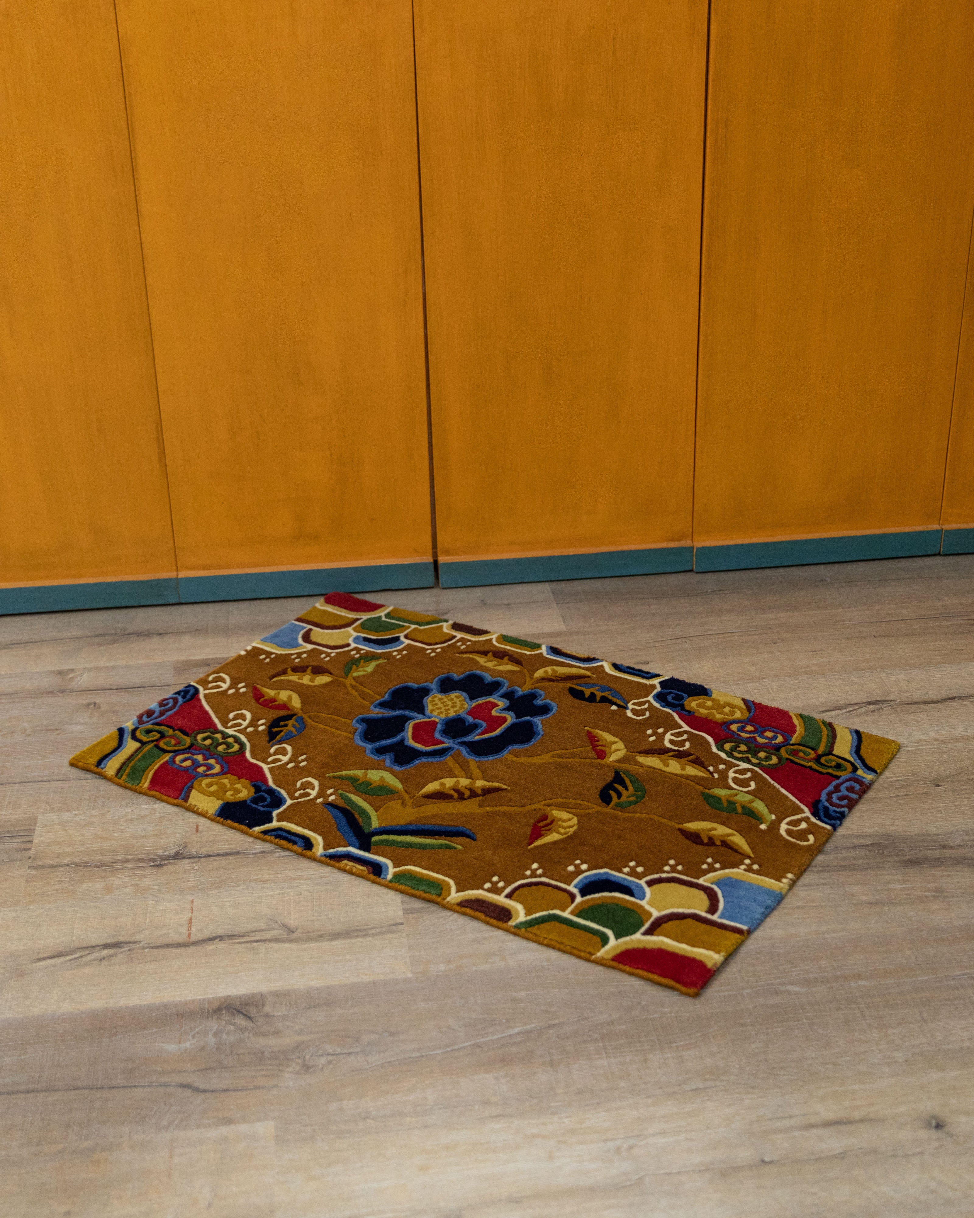 Handcrafted Floral Knotted Rug | Wool Carpet with Elegant Floral Design