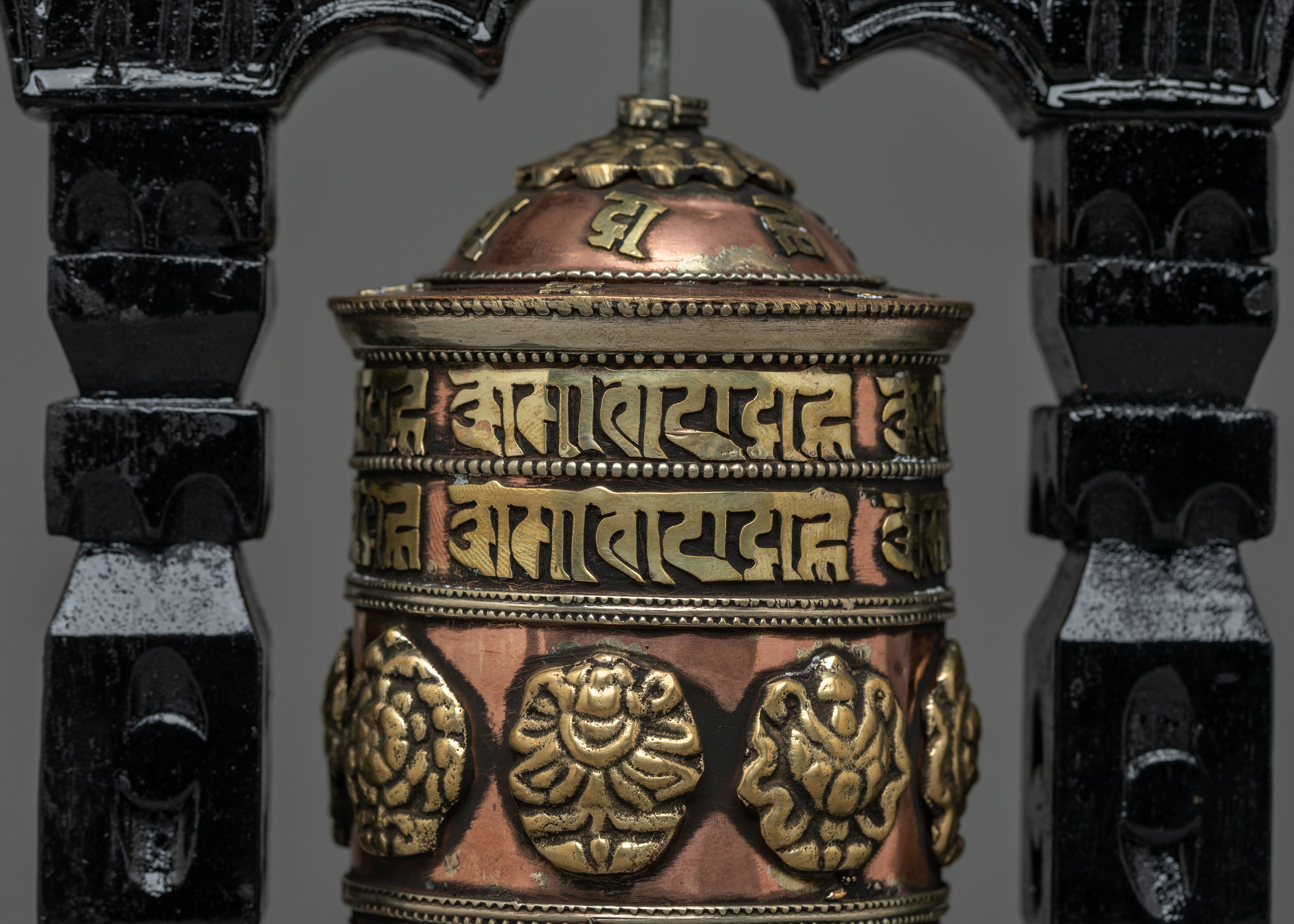 Tibetan Prayer Wheel with Wooden Frame | Mantra Wheel