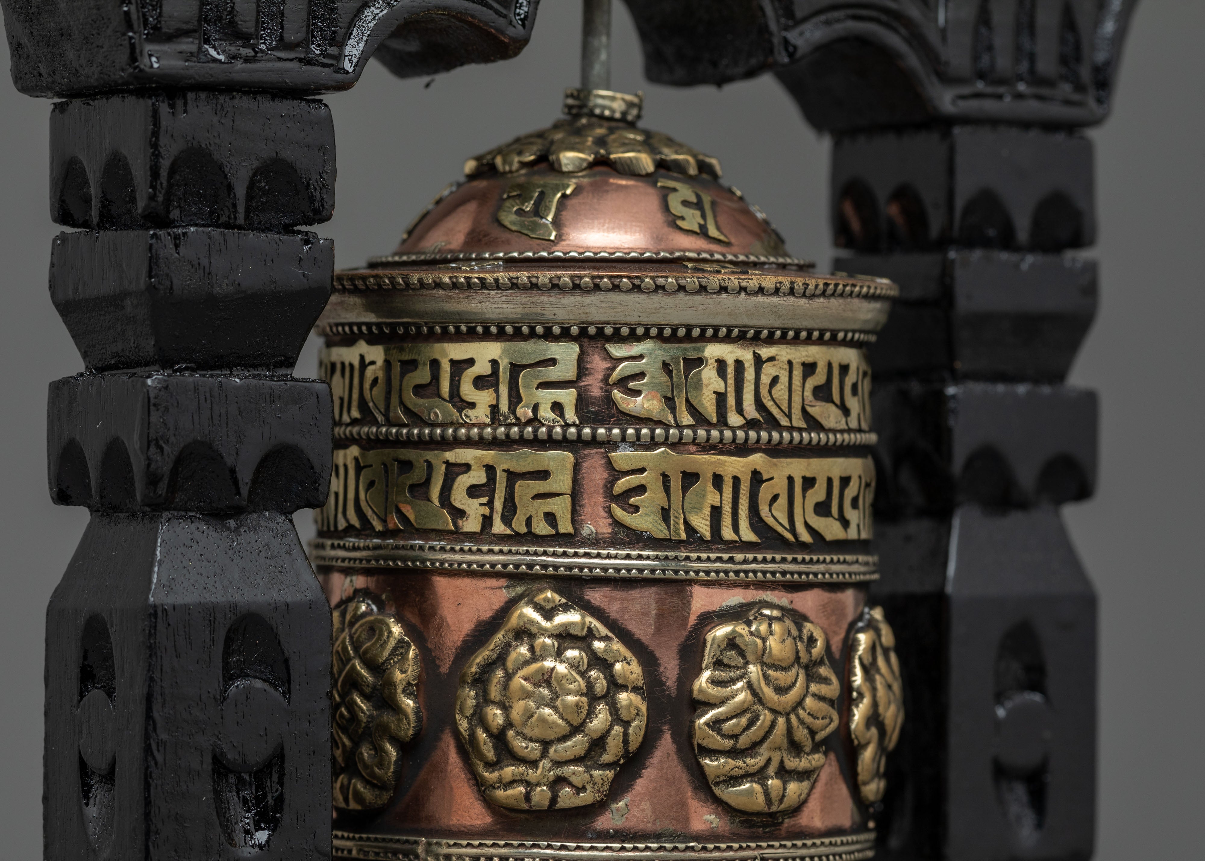 Tibetan Prayer Wheel with Wooden Frame | Mantra Wheel
