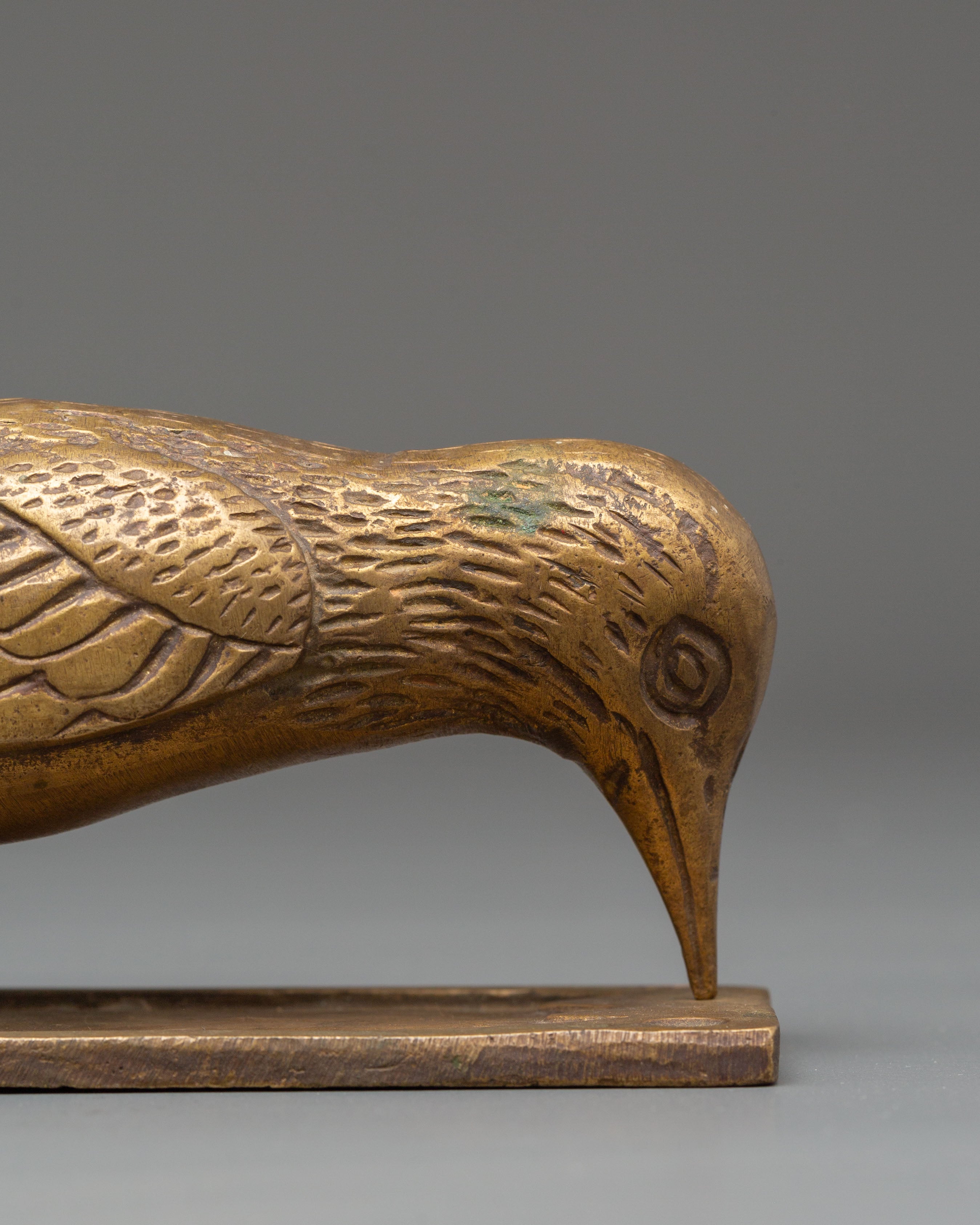 Bird Motif Door Handle | Elegant Bird Design for Home Decor