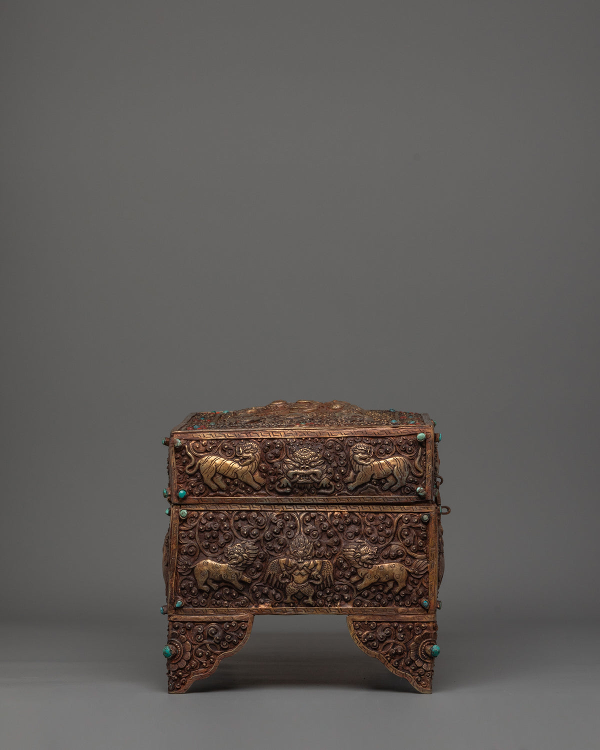 Avalokitesvara Carved Altar Box | Symbol of Wisdom