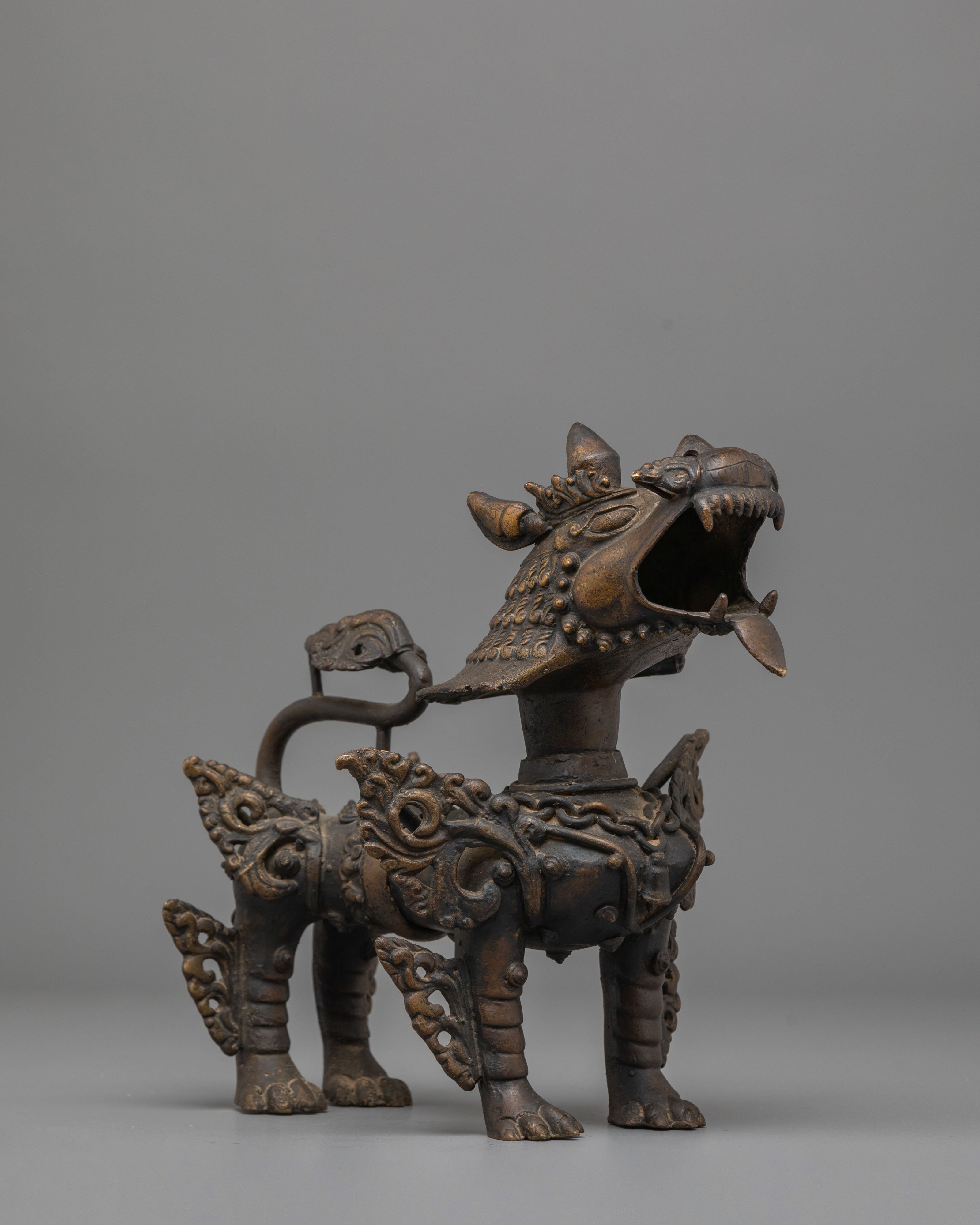 Traditional Tibetan Lion Set | Guardian Lions for Spiritual Decor