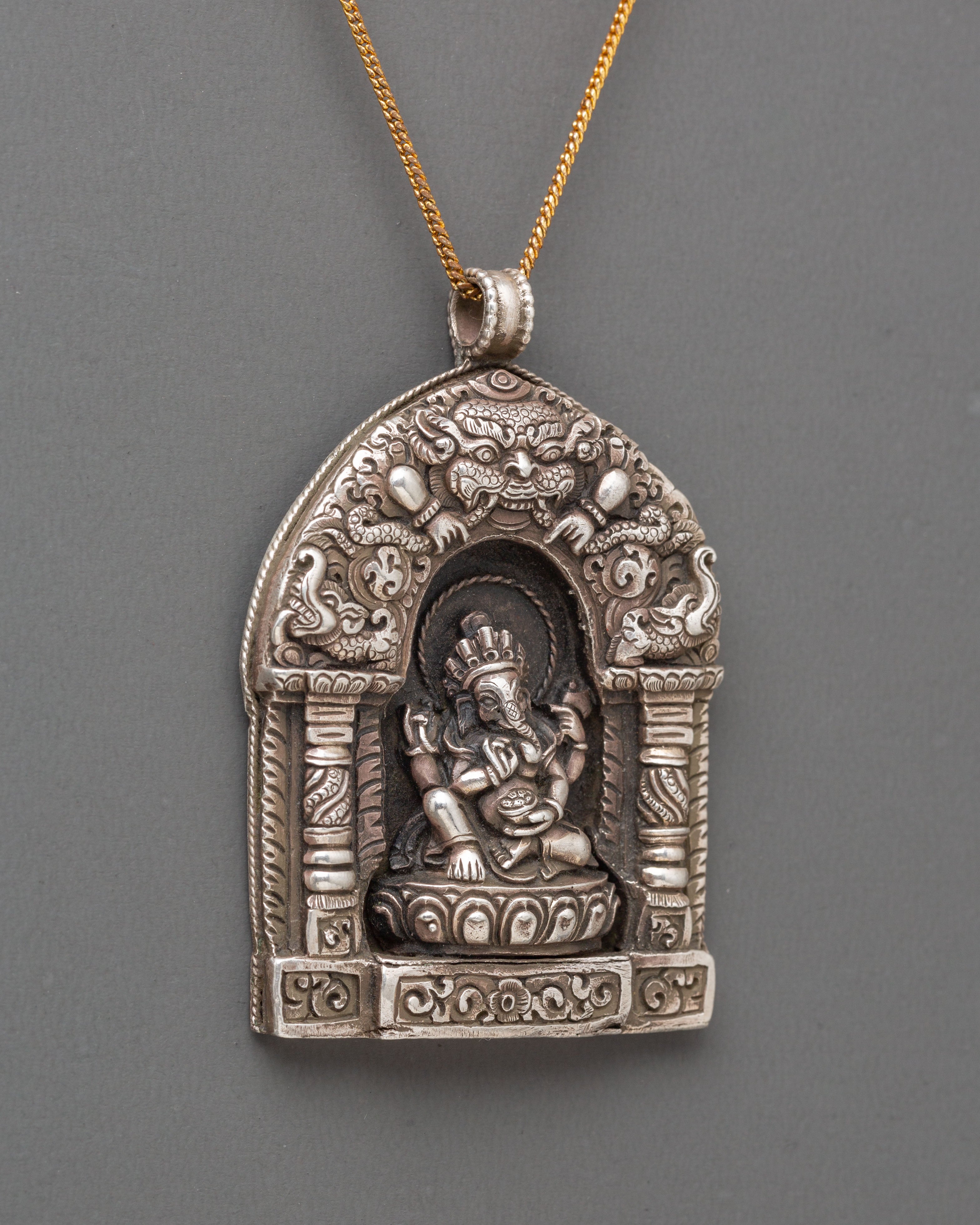 Silver Ganesha Locket | Symbol of Wisdom