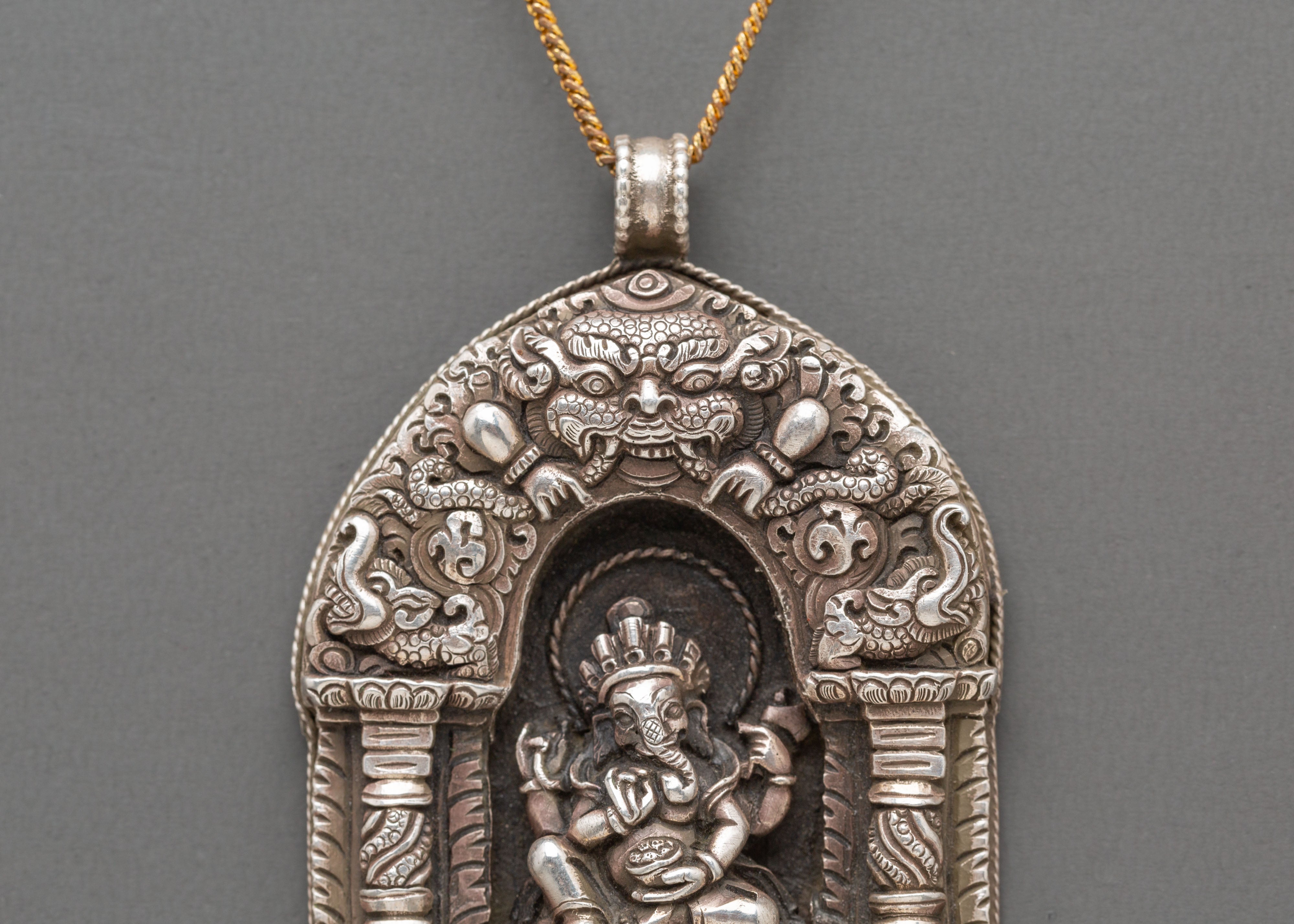 Silver Ganesha Locket | Symbol of Wisdom
