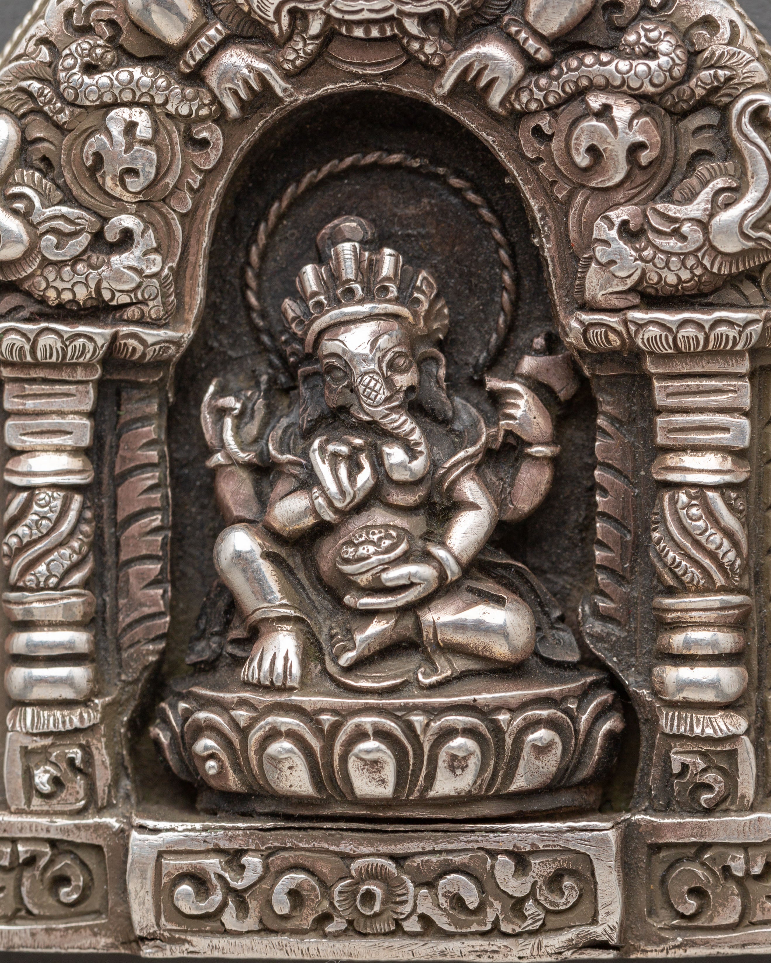 Silver Ganesha Locket | Symbol of Wisdom