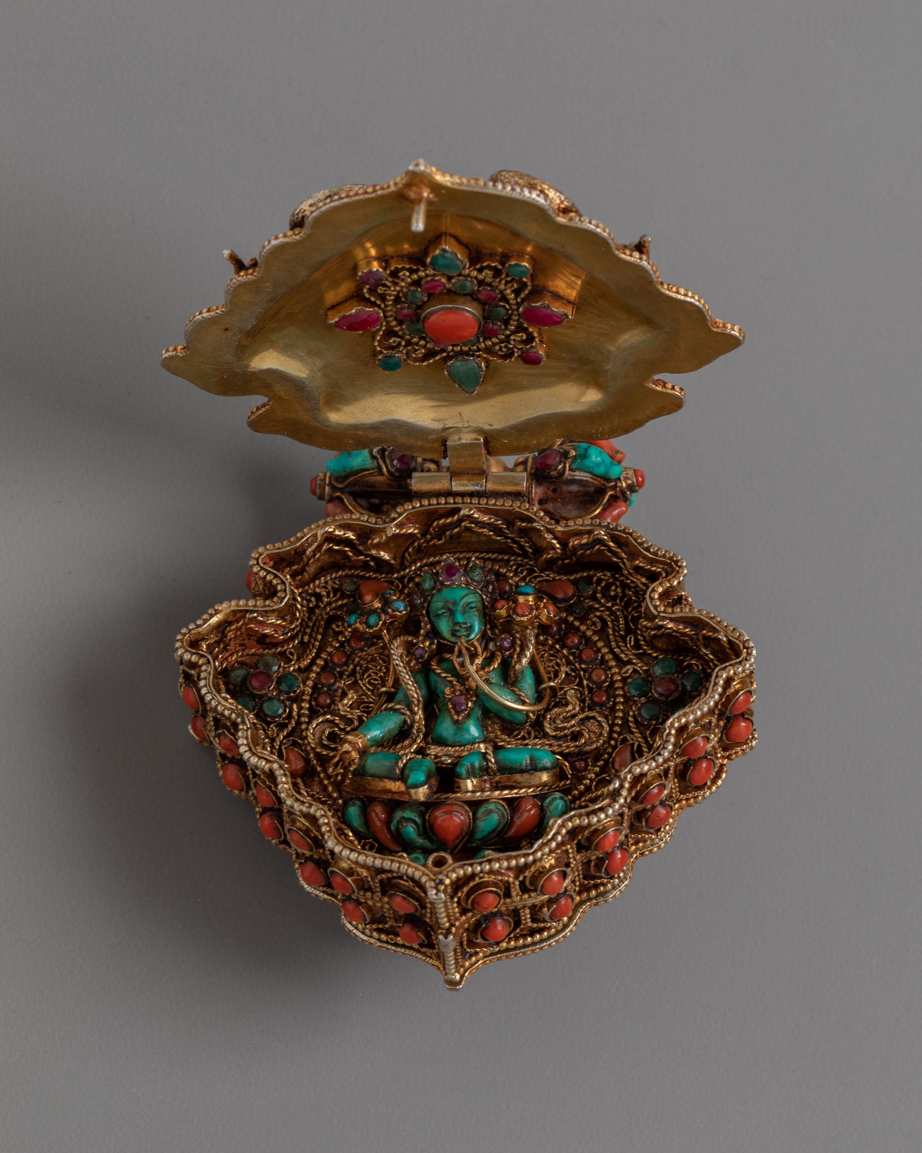 Divine Bird Garuda Ghau Box | Tibetan Buddhist Protective Amulet