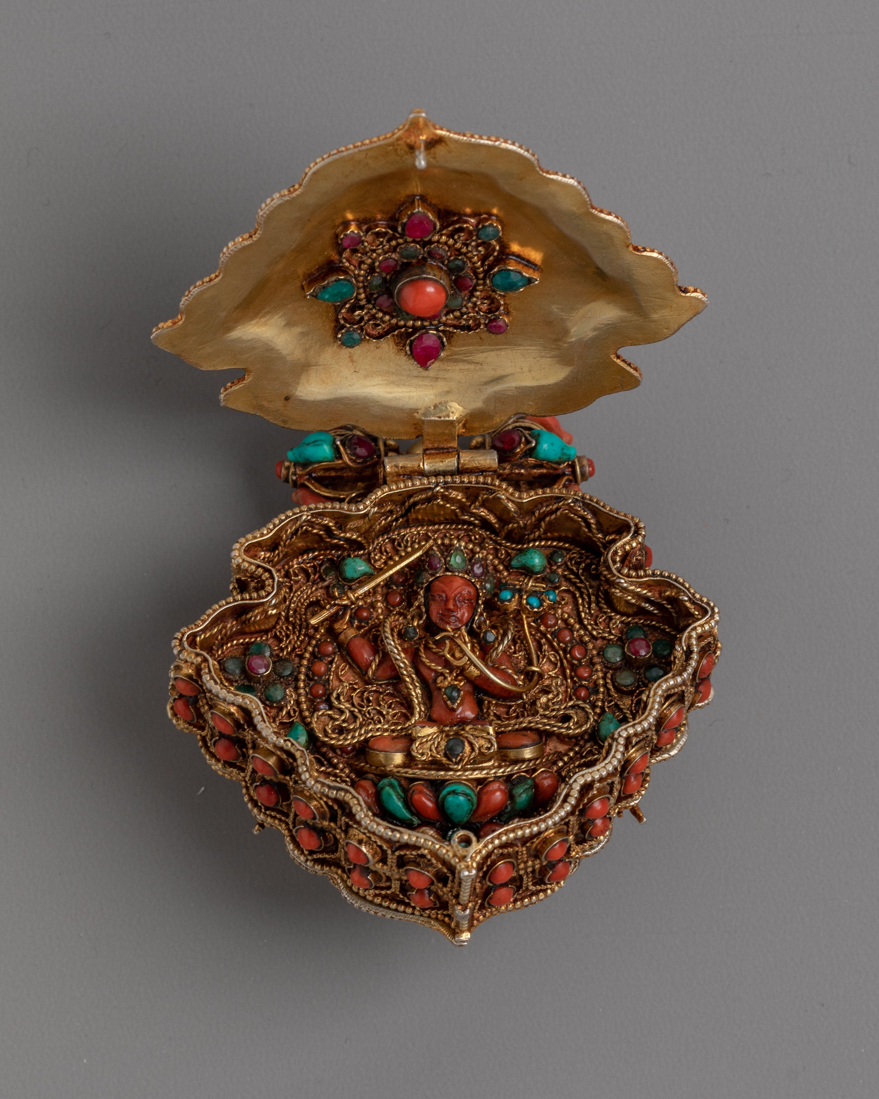 Divine Bird Garuda Ghau Box | Tibetan Buddhist Protective Amulet