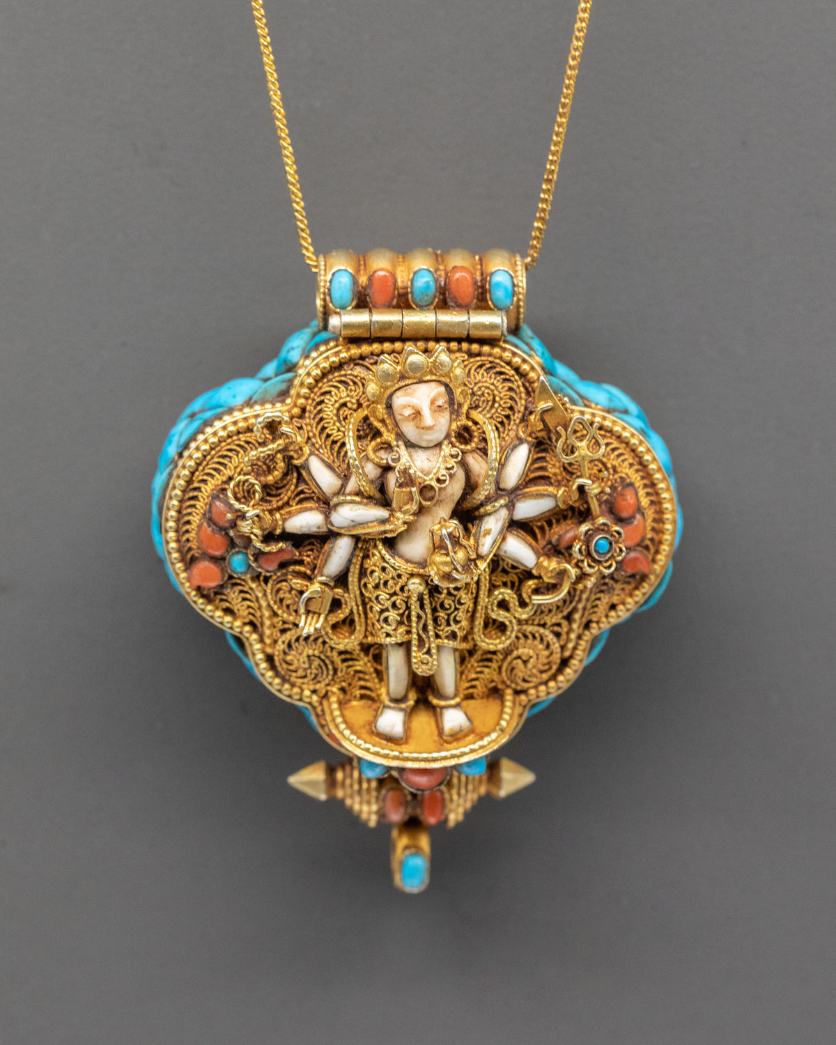 Amoghapasha Ghau Box Locket 