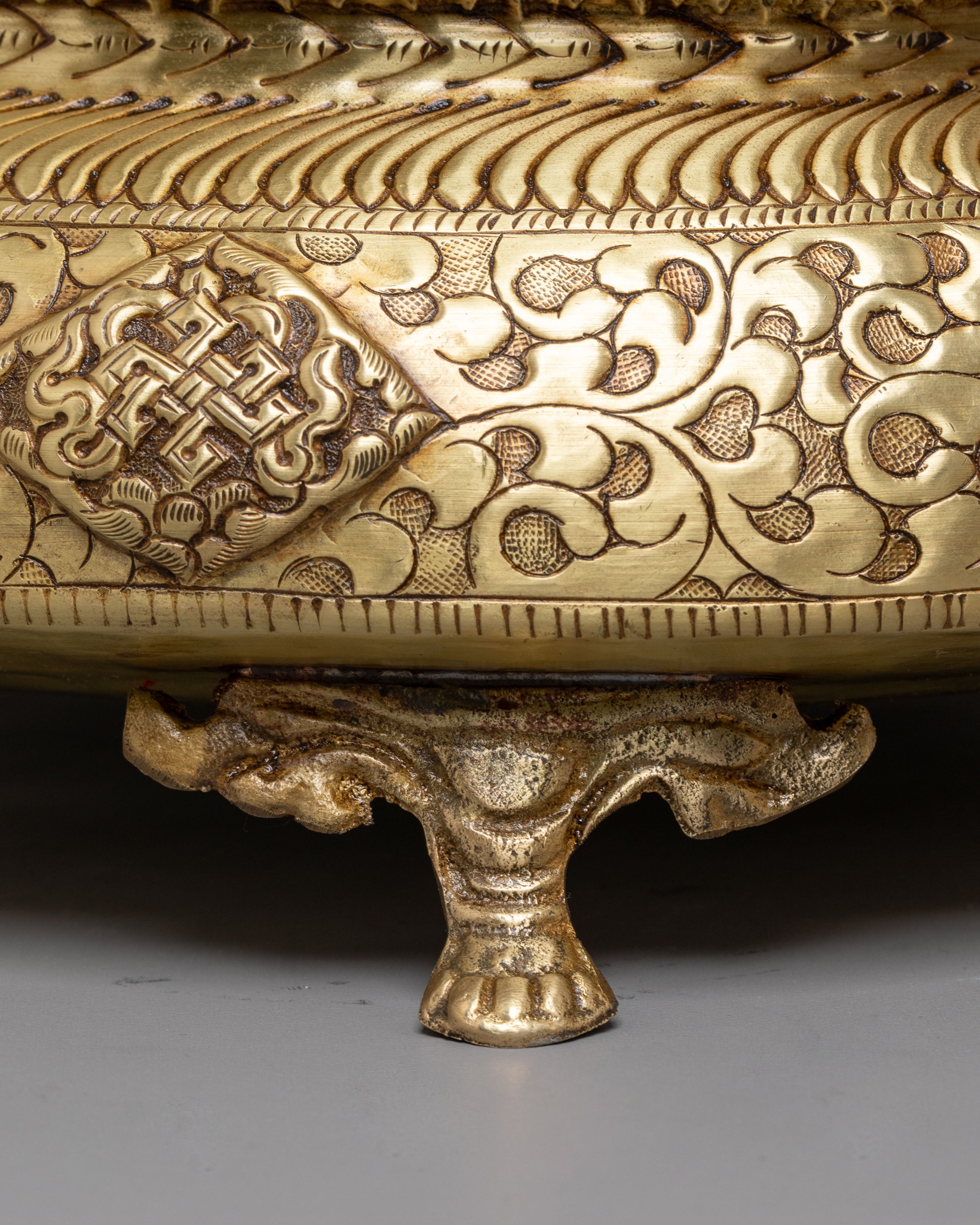 Traditional Decorative Urli Bowl | Auspicious Symbol Carving