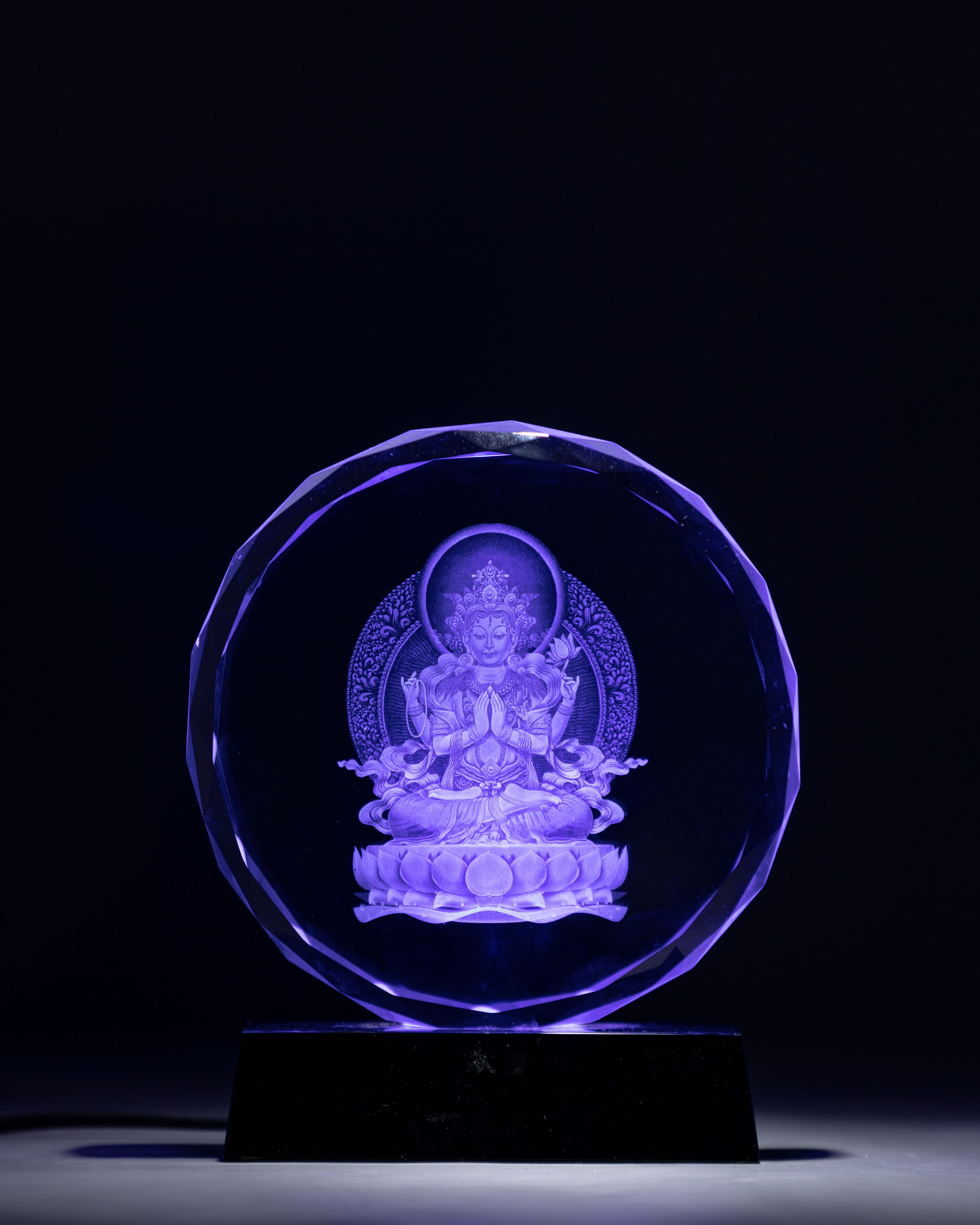 Chenrezig Glass Art for Decor | Bodhisattva of Compassion