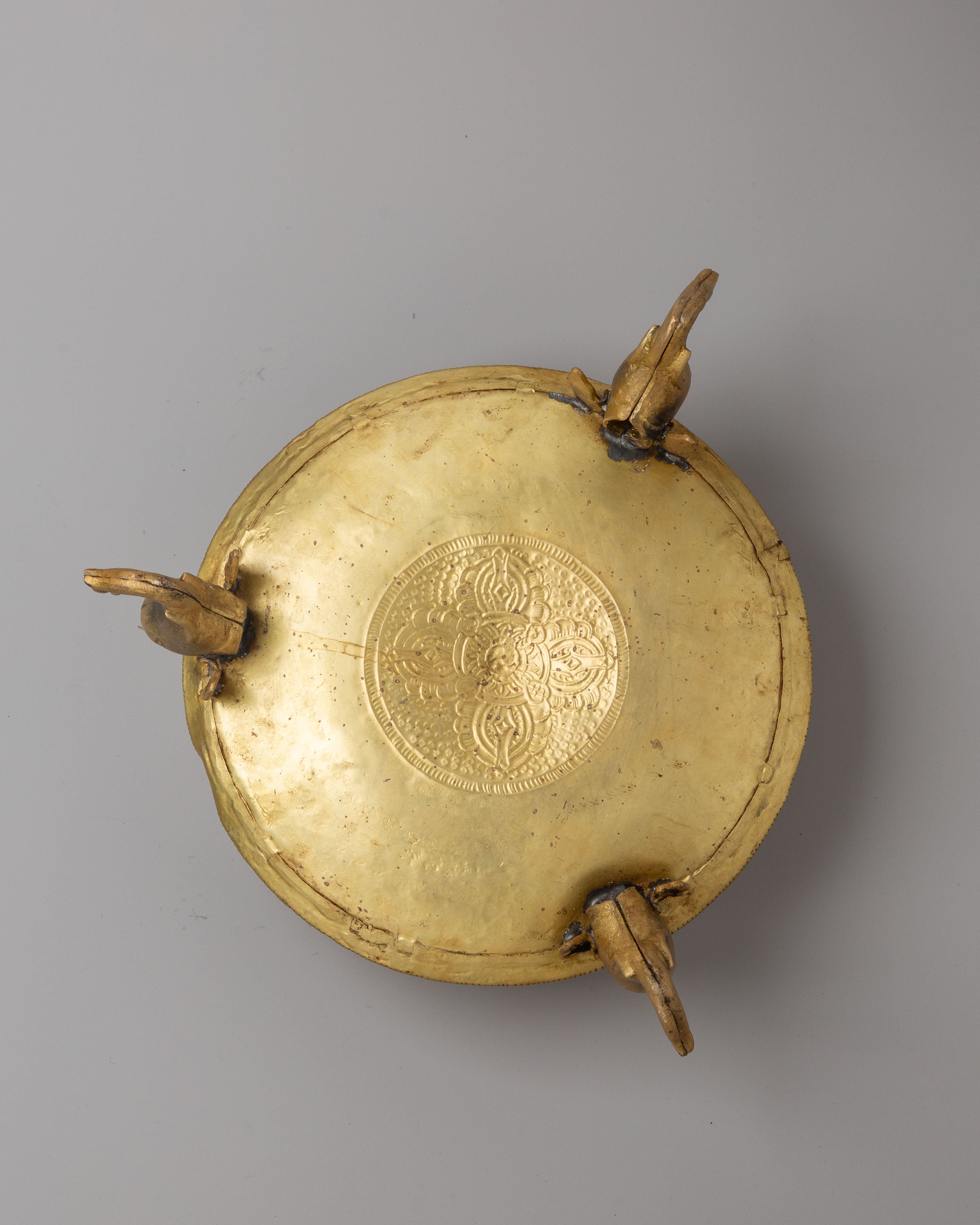 Tibetan Urli Bowl | Sacred Altar Decor for Buddhist Ceremonies