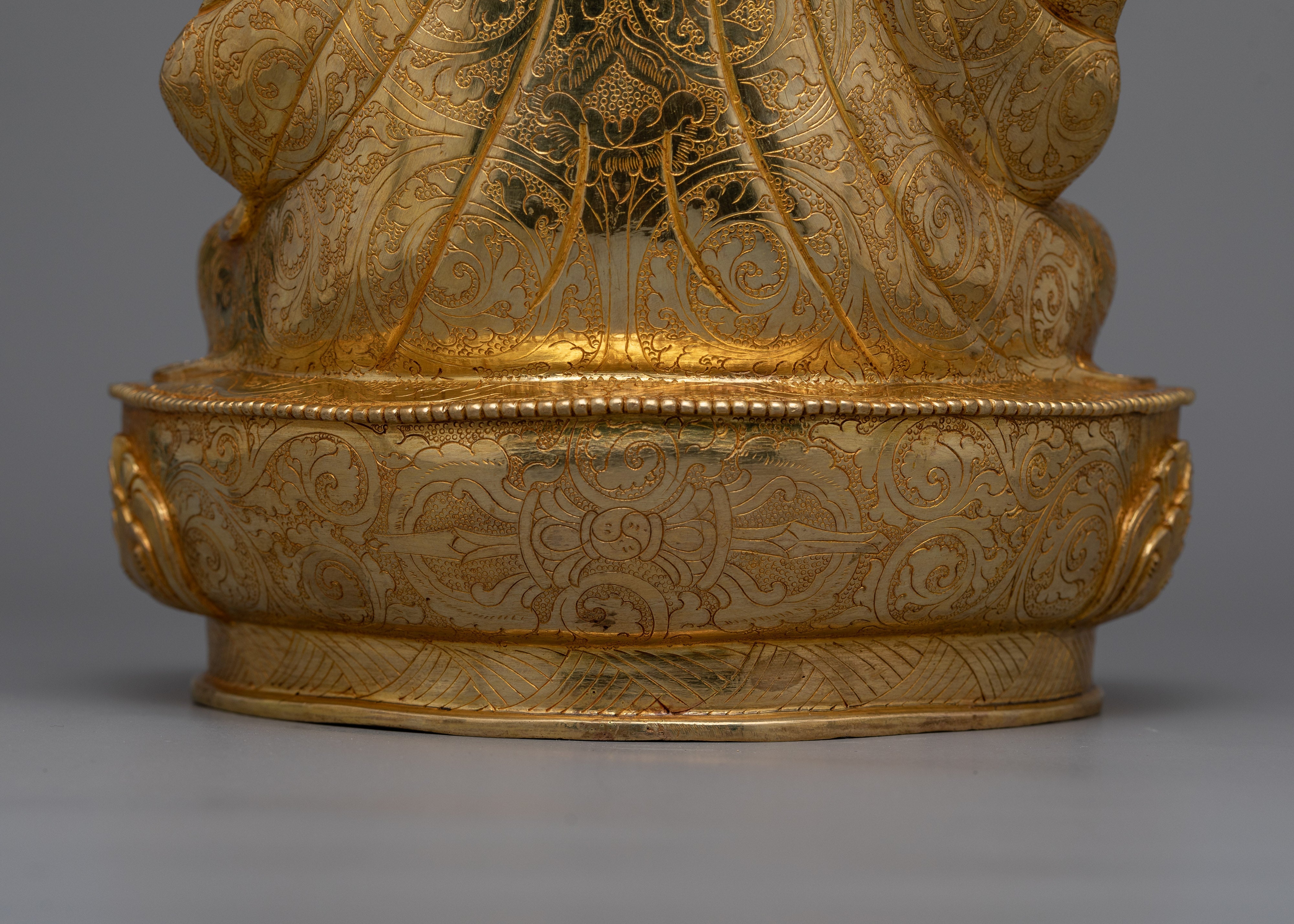 Vajra Guru Rinpoche Sculpture | Beacon of Tantric Wisdom