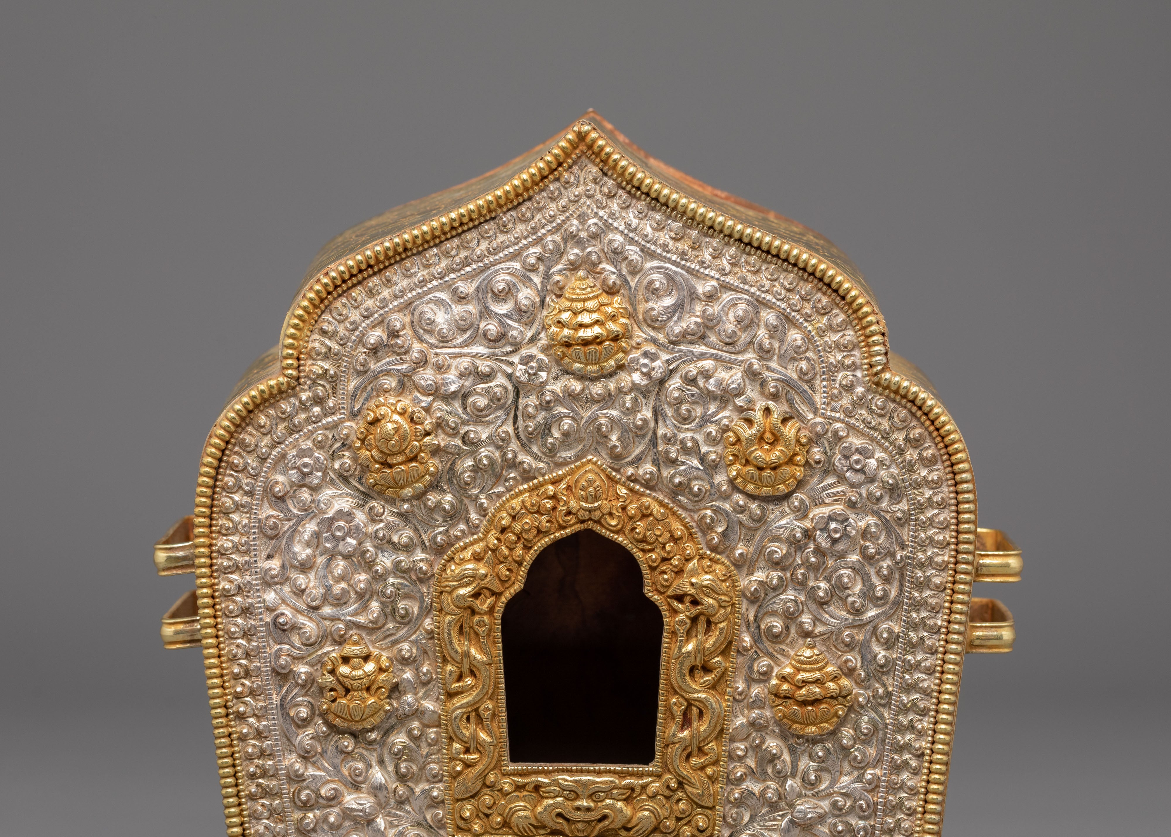 Buddhist Ghau Box: Portable Shrine