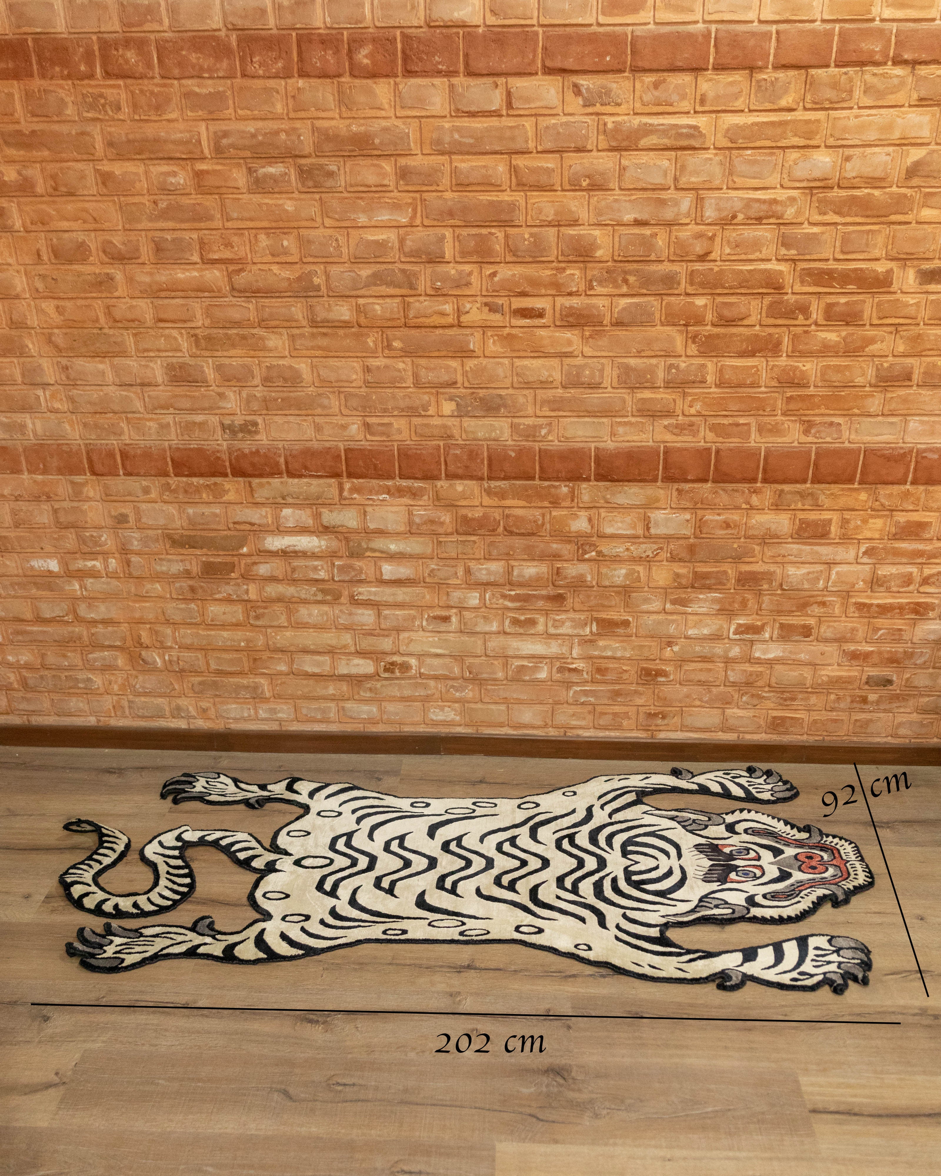 Tibetan Rug | Handwoven Wool Rug with Viscose for Home