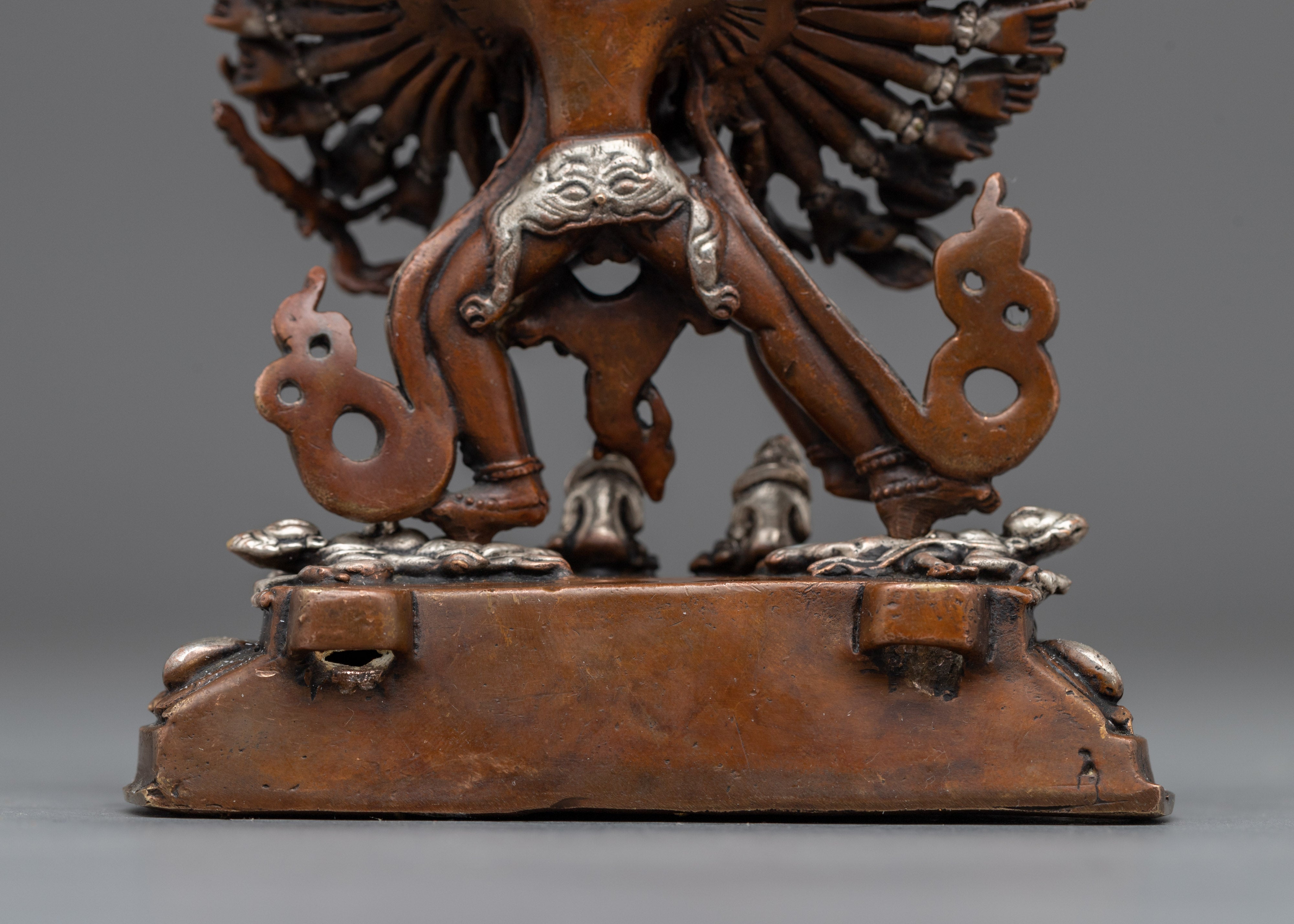 Tibetan Buddhist Kalachakra Sculpture | Symbolizing the Ability to Handle All Situations