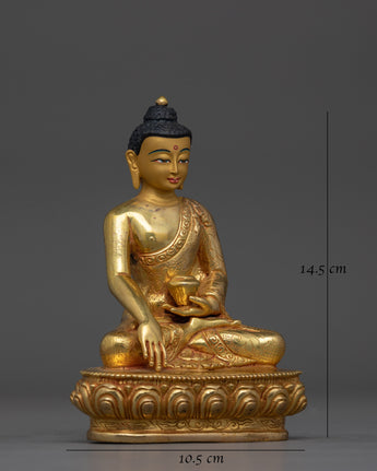peaceful-figurine-of-shakyamuni-buddha