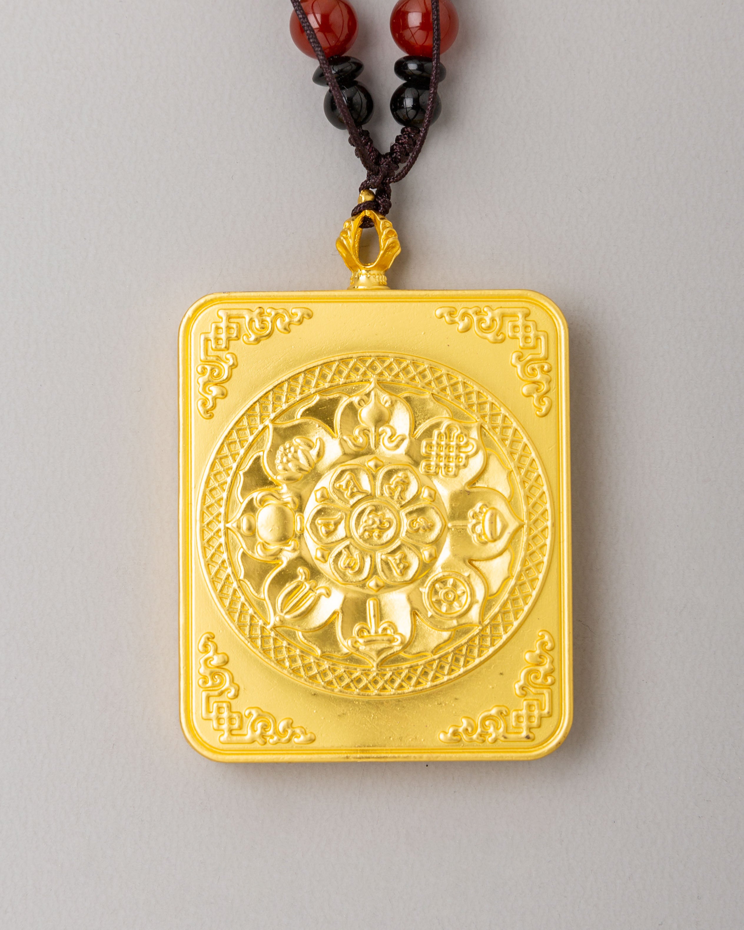 Buddhist Chenrezig Locket | Perfect for Meditation and Spiritual Practices