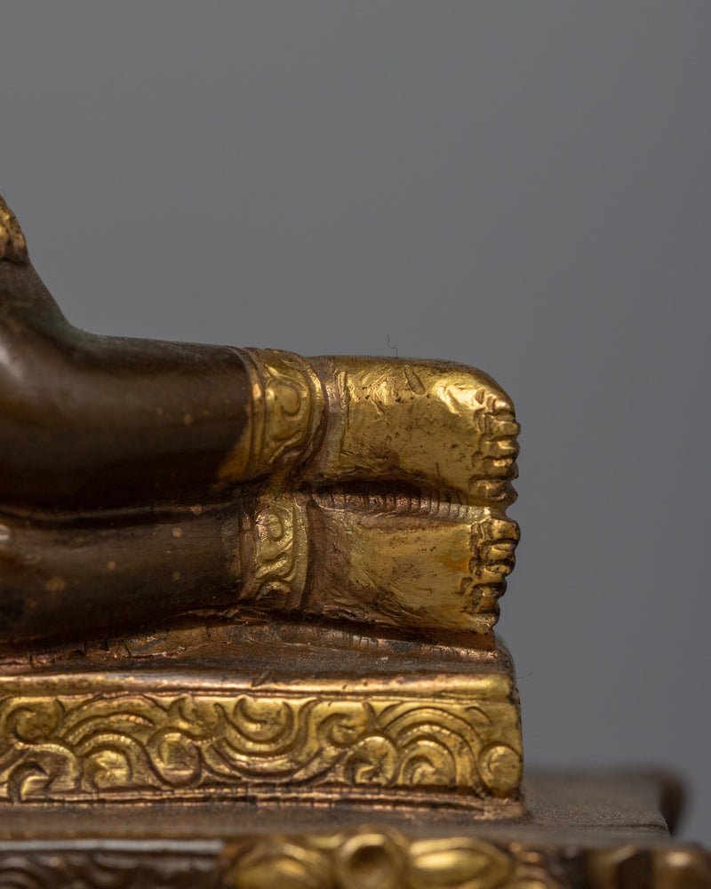 Sleeping Buddha Statue | Serenity and Contentment in Meditation