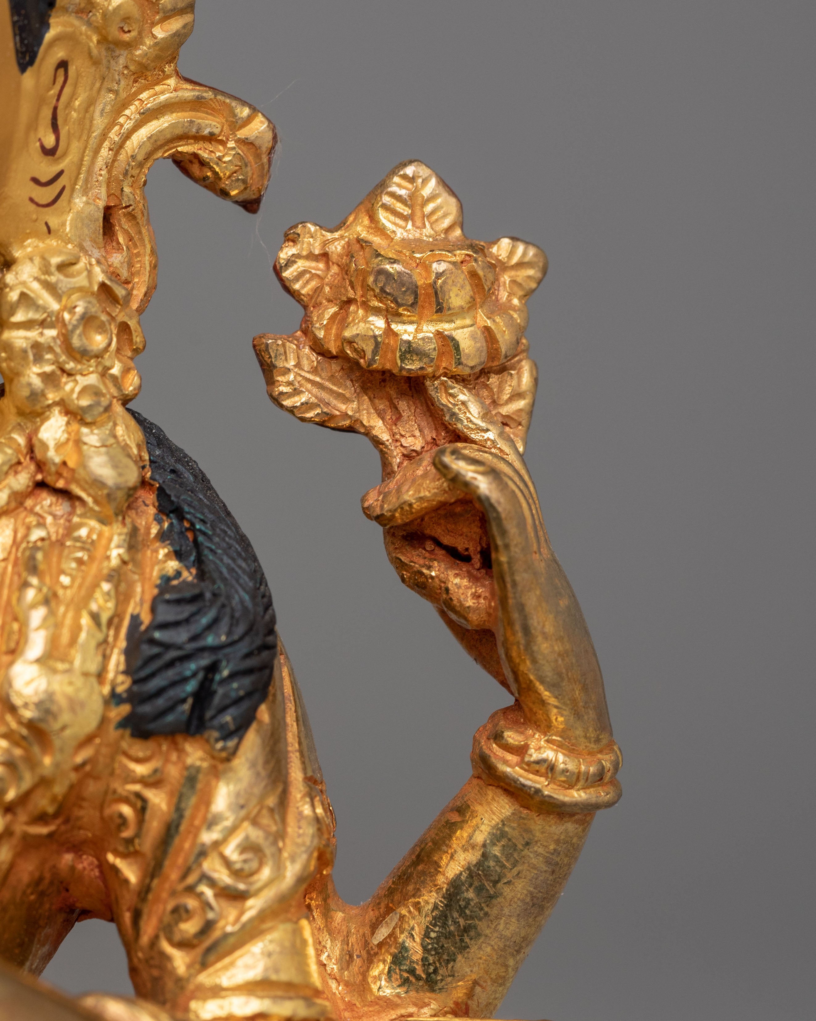 Spiritual Chenrezig on Throne Statue | Symbol of Compassion & Protection