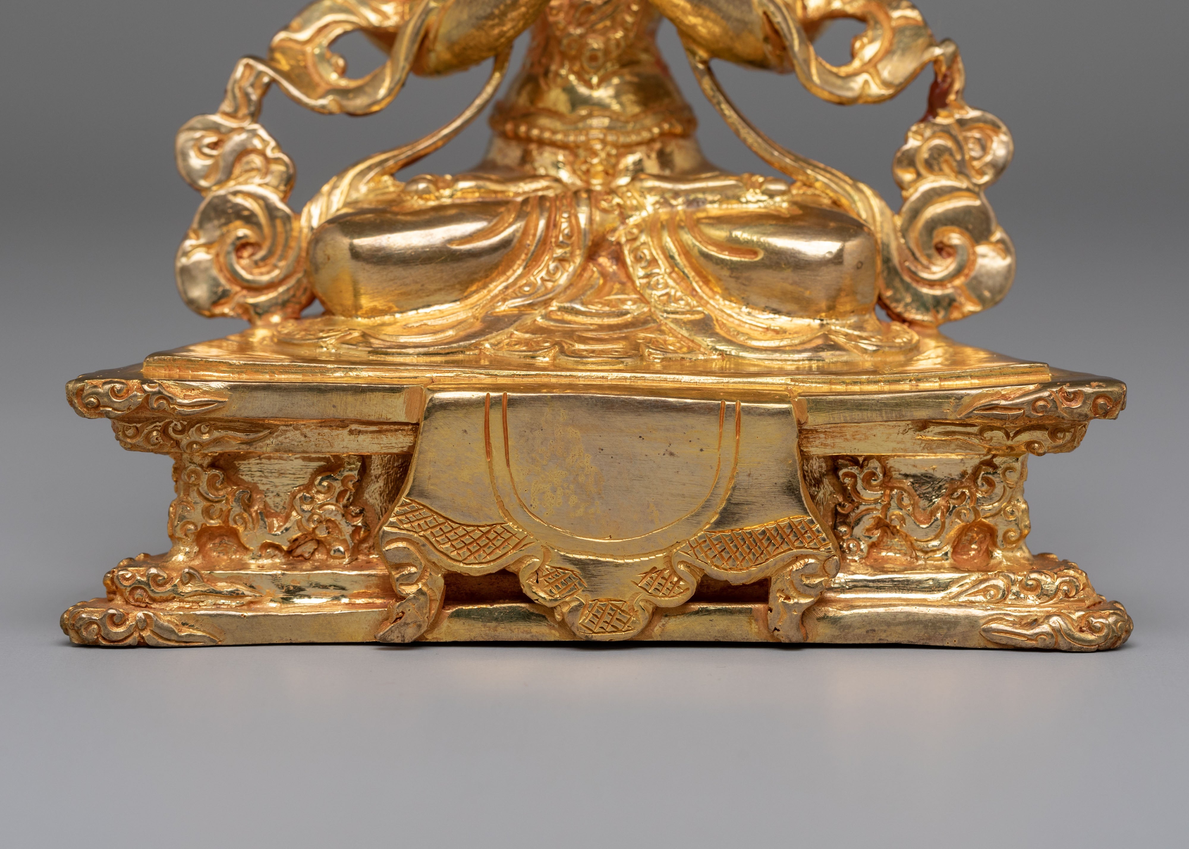 Spiritual Chenrezig on Throne Statue | Symbol of Compassion & Protection