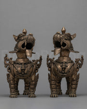 Lions Statue Set